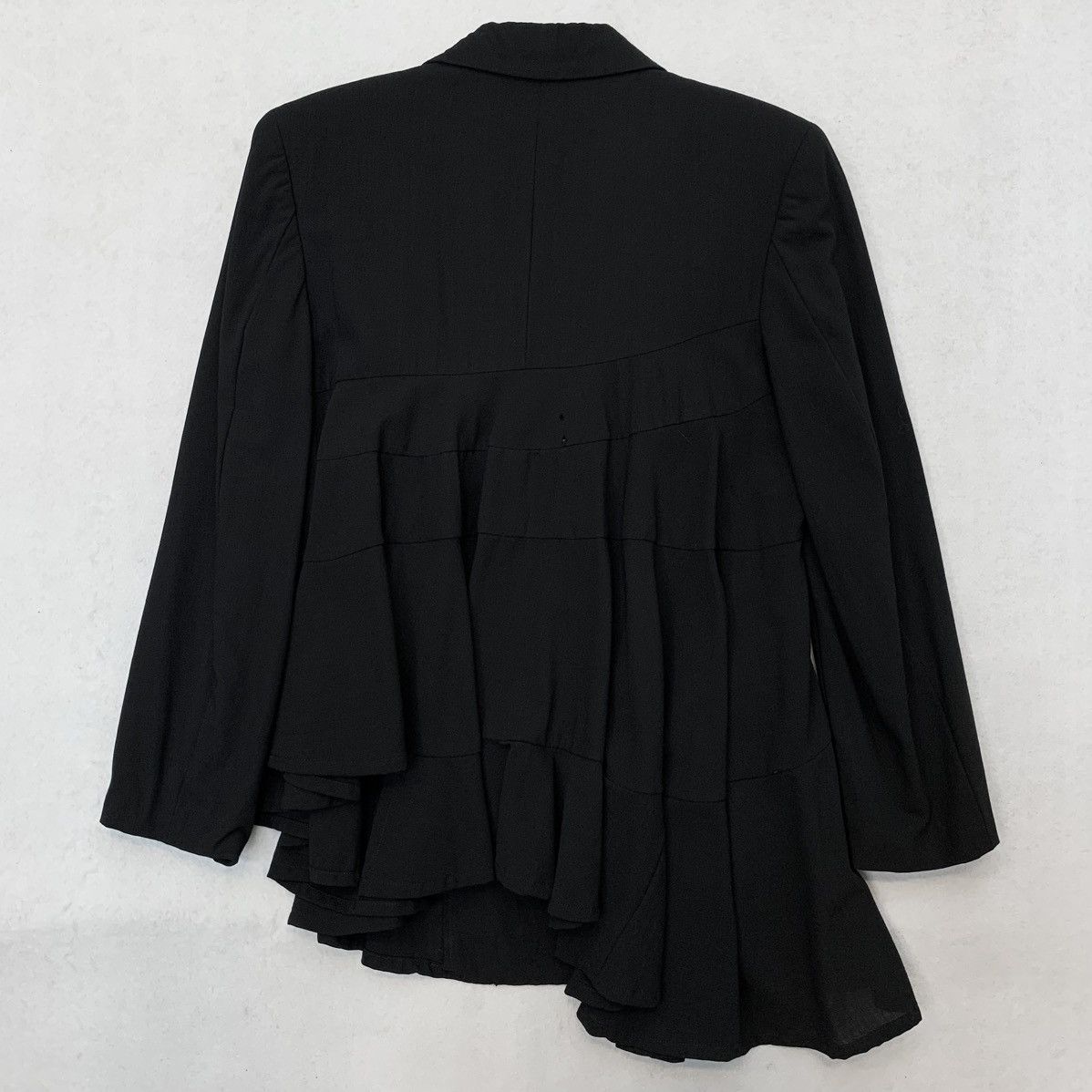 Comme des Garcons Comme des Garçons SS1988 "Frontless, Lame Sequins" Blazer Size S / US 4 / IT 40 - 2 Thumbnail