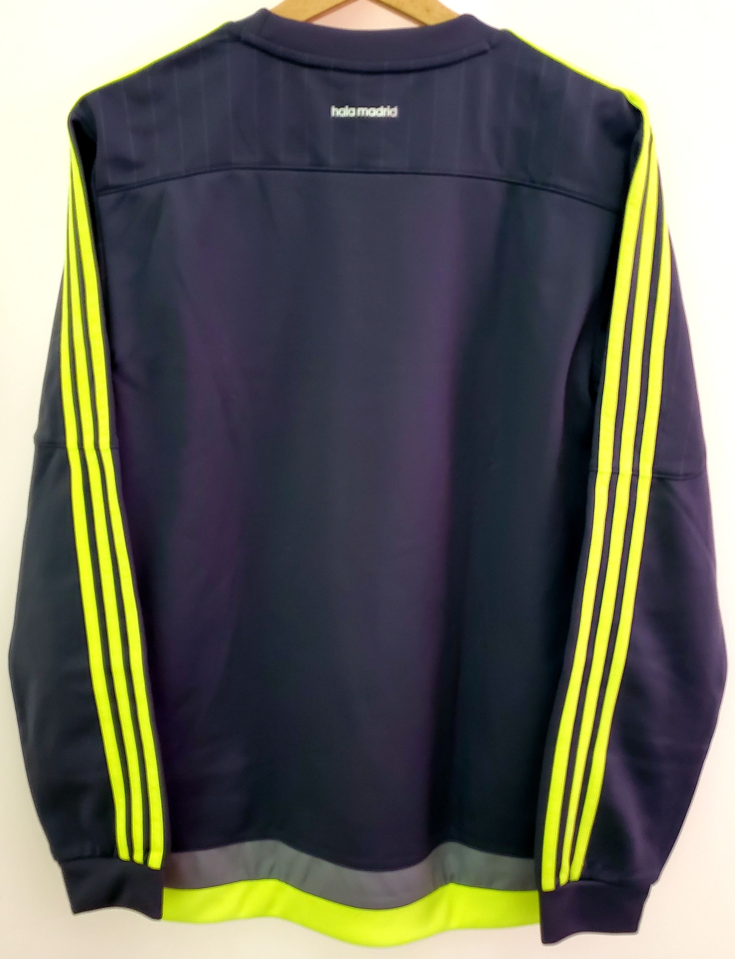 Adidas Real Madrid FC Longsleeve Jersey Training New condition M Size US M / EU 48-50 / 2 - 5 Thumbnail