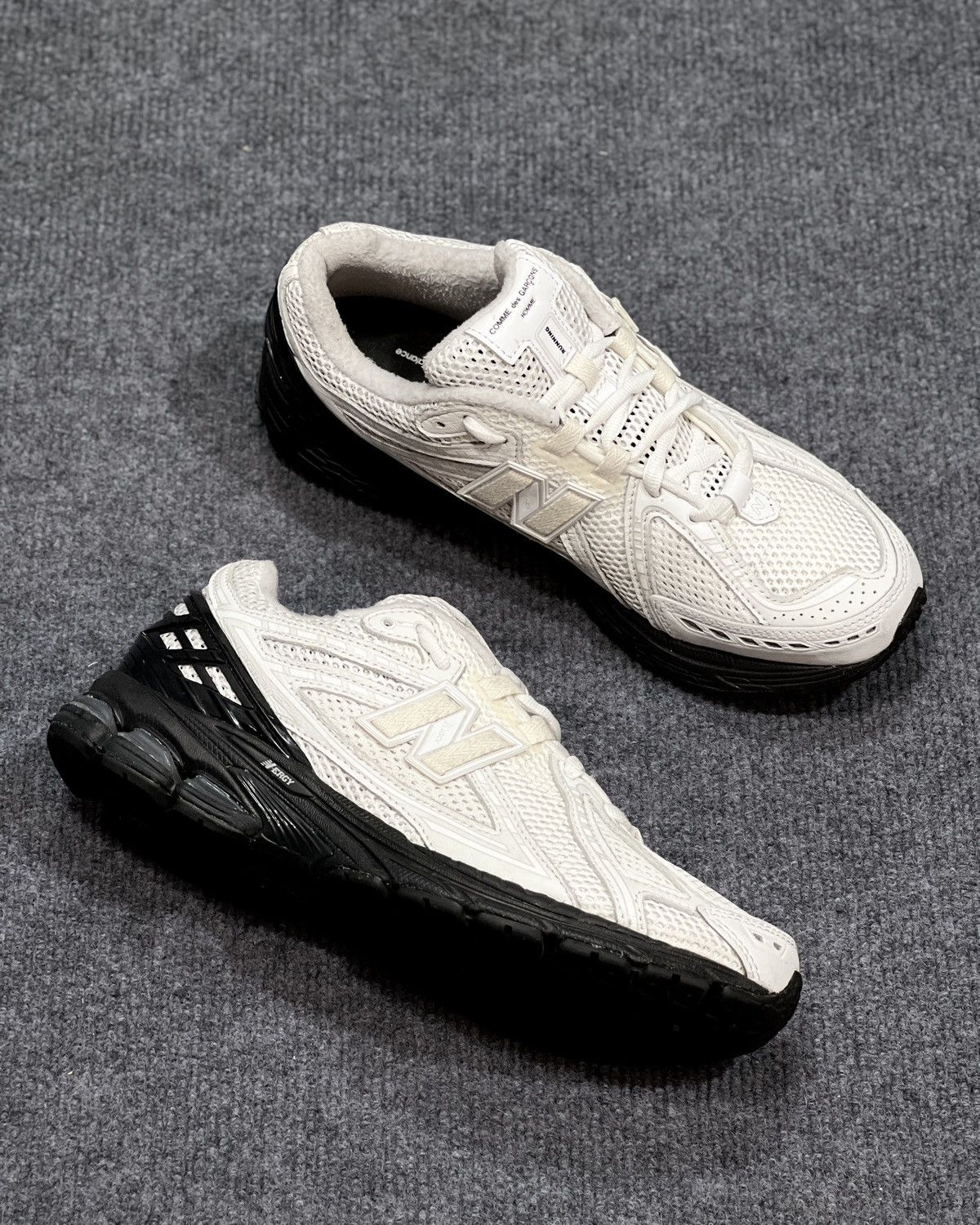 Comme des Garcons × New Balance New Balance x Comme des Garcons Homme 1906R White Size US 10 / EU 43 - 4 Thumbnail