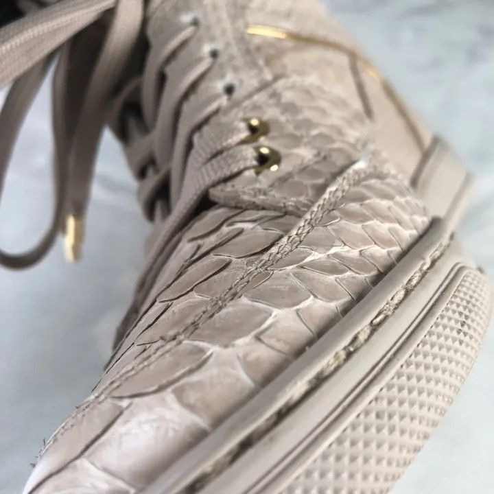 Louis Vuitton Louis Vuitton High-Top Sneakers in Nude -2508 Size US 5 / EU 37 - 1 Thumbnail