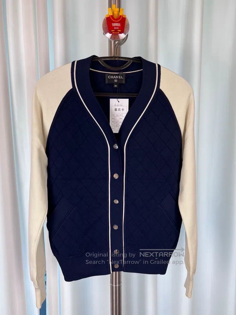 Chanel Chanel Classic colour-blocked baseball jacket Size XXS / US 00 / IT 34 - 1 Thumbnail