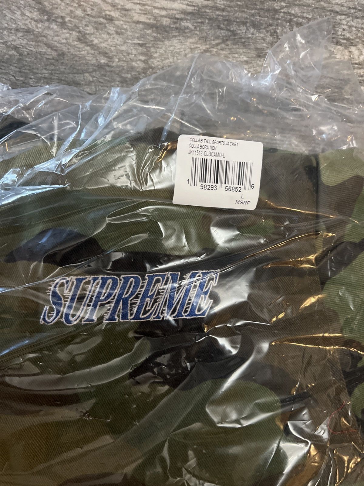 Mitchell & Ness × Supreme Supreme Mitchell & Ness Stadium Jacket Camo (Size Large) Size US L / EU 52-54 / 3 - 3 Thumbnail