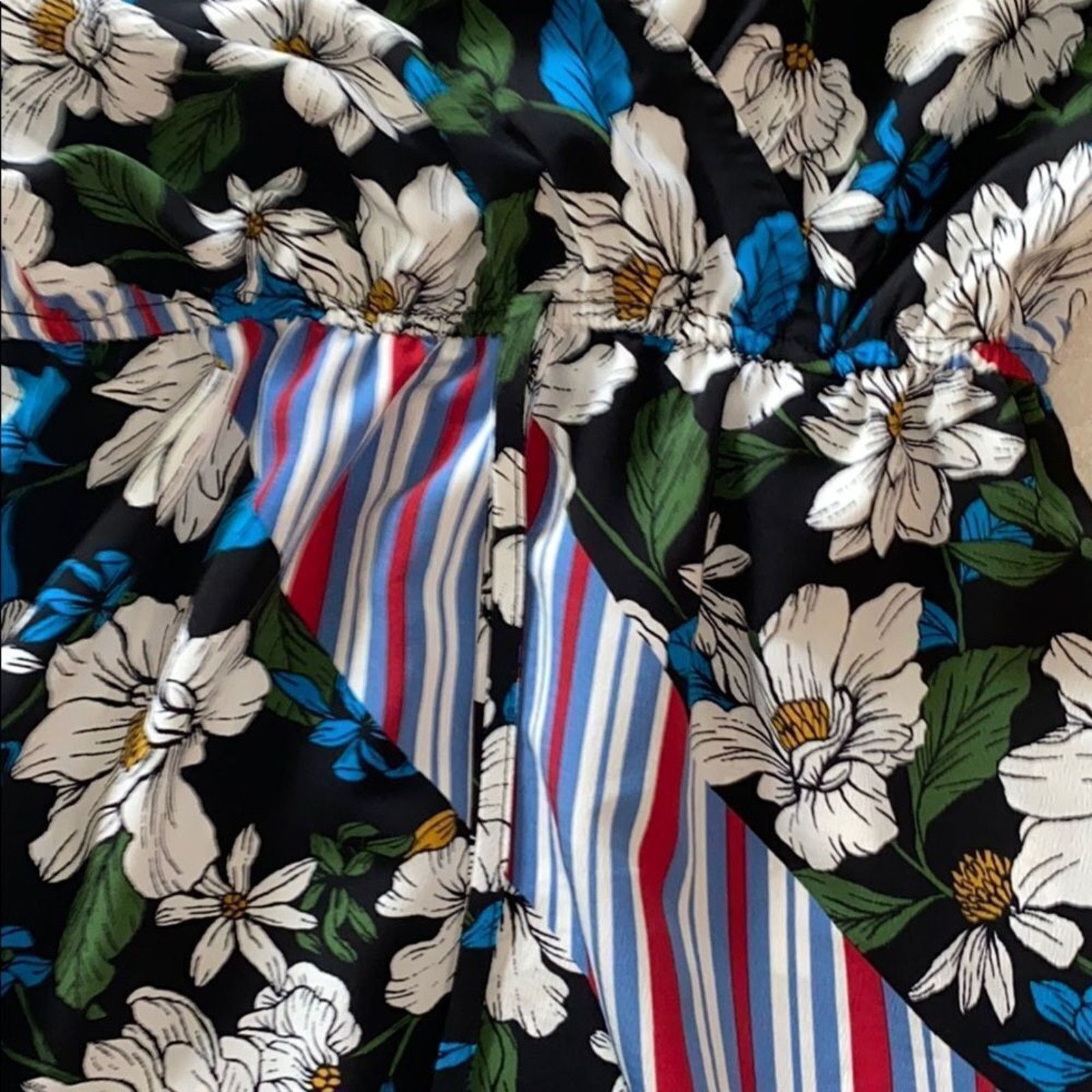 Nordstrom Nordstrom Mixed Print V-Neck Maxi Dress | Sz S Size S / US 4 / IT 40 - 5 Thumbnail