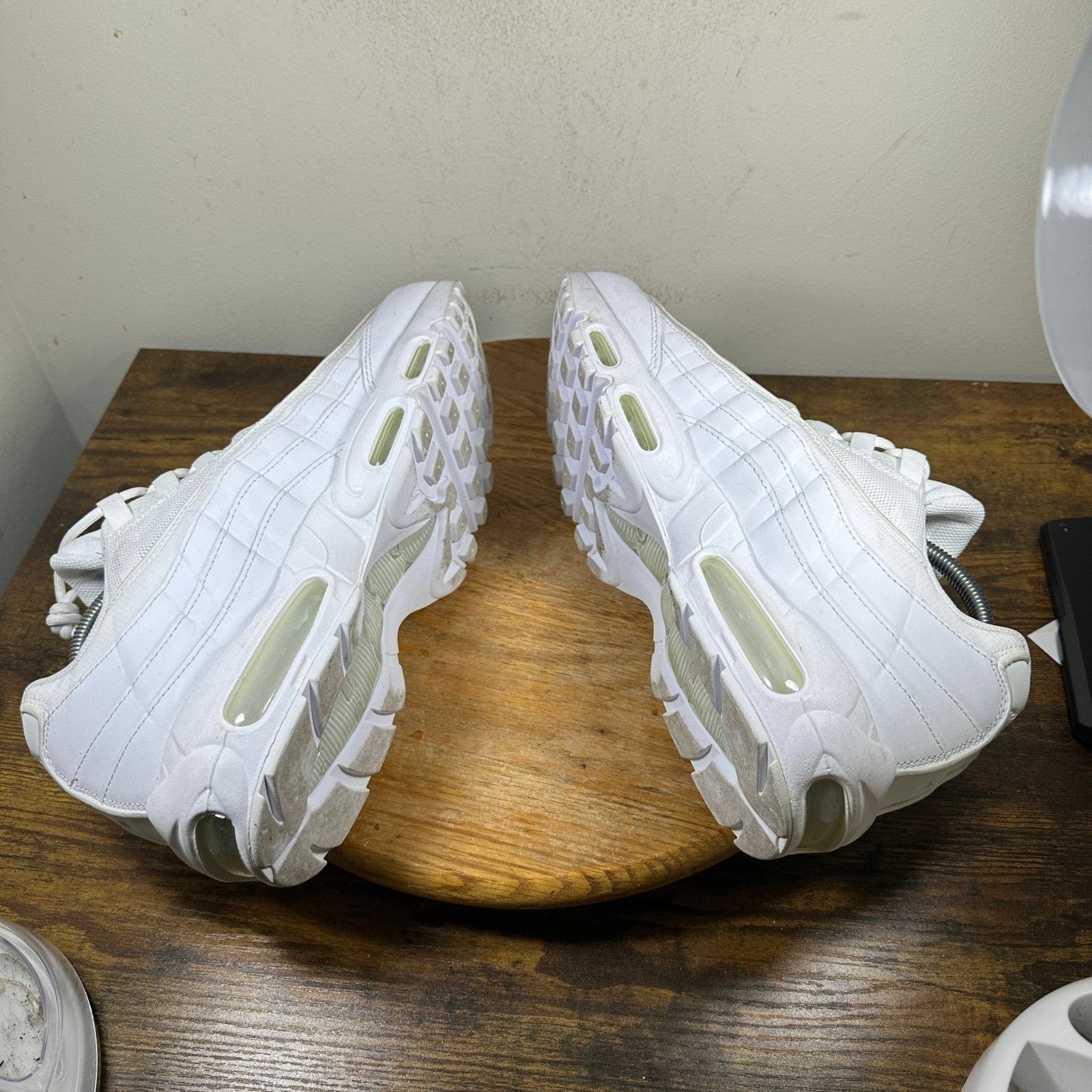 Nike Nike Air Max 95 Triple White Shoes CT1268-100 Men's Size 12 Size US 12 / EU 45 - 7 Thumbnail