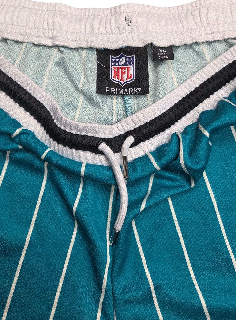 Primark Primark NFL Miami Dolphins Men Shorts XL Size US 42 / EU 58 - 3 Thumbnail