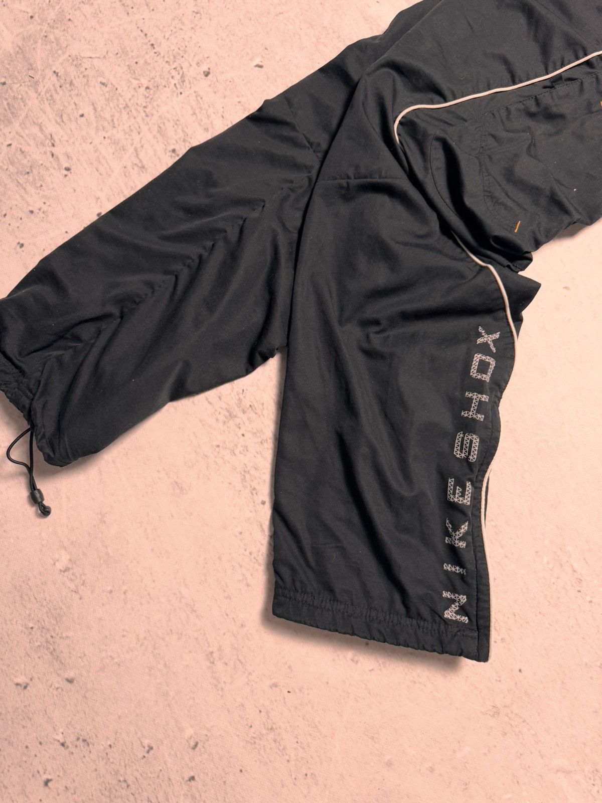 Nike × Vintage NIKE SHOX VINTAGE BASIC LOGO OVERSIZE BAGGY PANTS Size US 34 / EU 50 - 2 Thumbnail