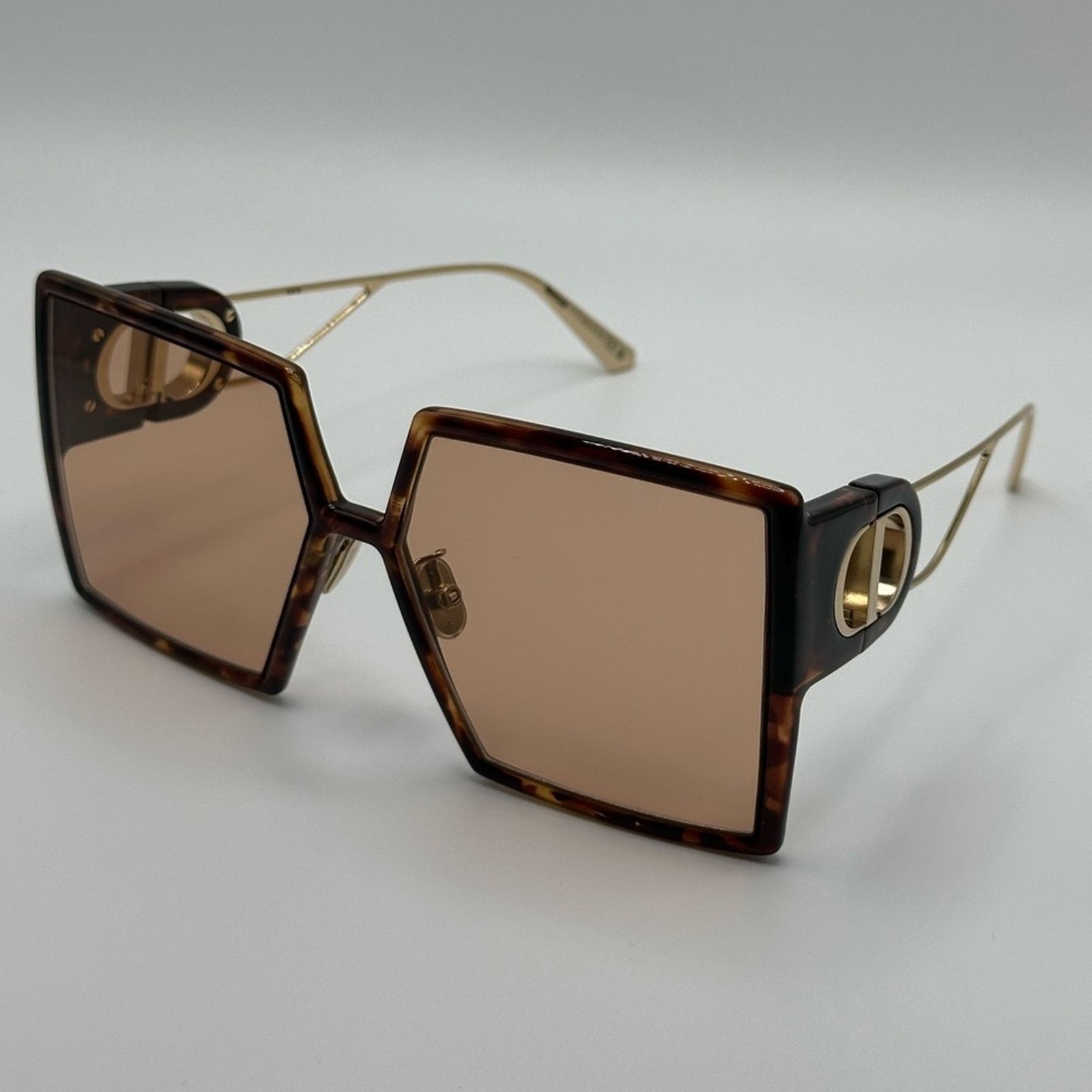Dior NEW Dior Sunglasses 30Montaigne SU 26L0 Blonde Havana Violet Size ONE SIZE - 3 Thumbnail