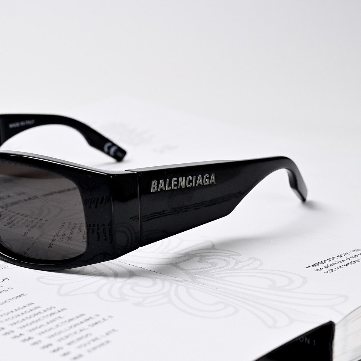 Balenciaga BALENCIAGA BB0100S SUNGLASSES Size ONE SIZE - 3 Thumbnail