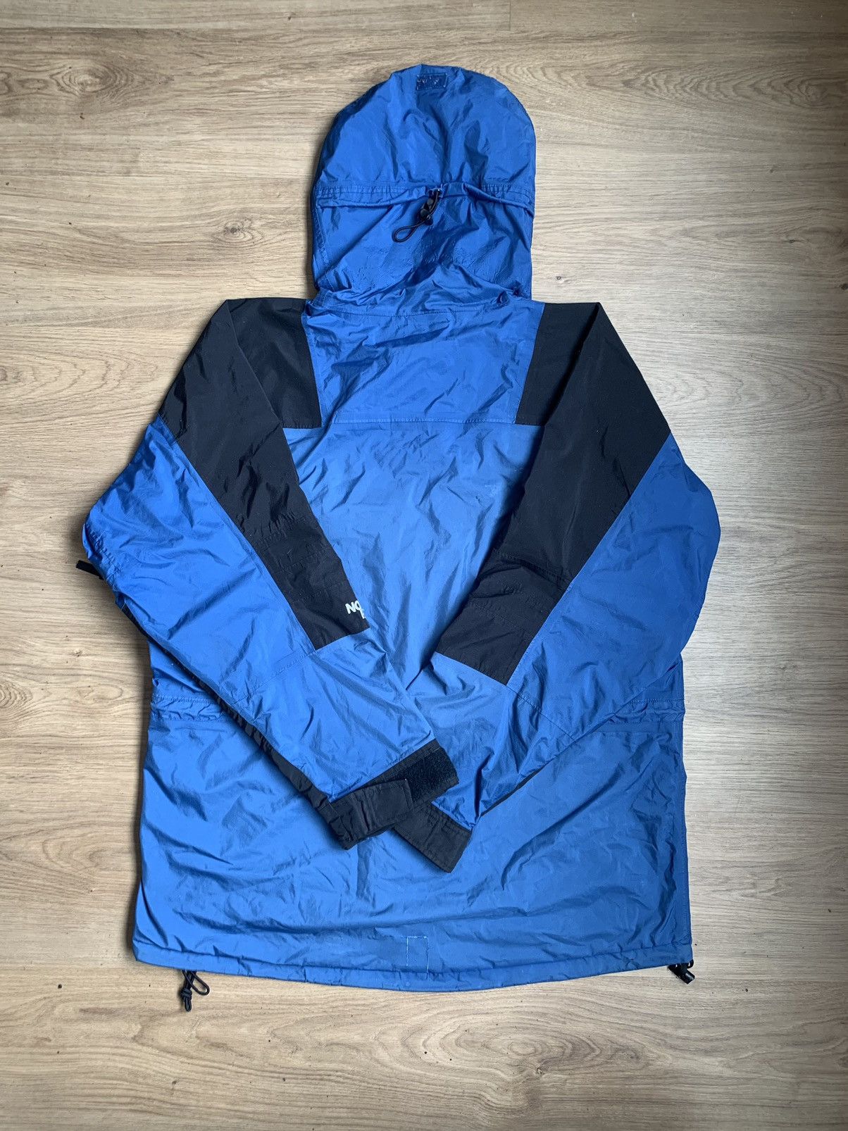 The North Face Vintage 90s The North Face Goretex Mountain Light Jacket Size US XL / EU 56 / 4 - 8 Thumbnail