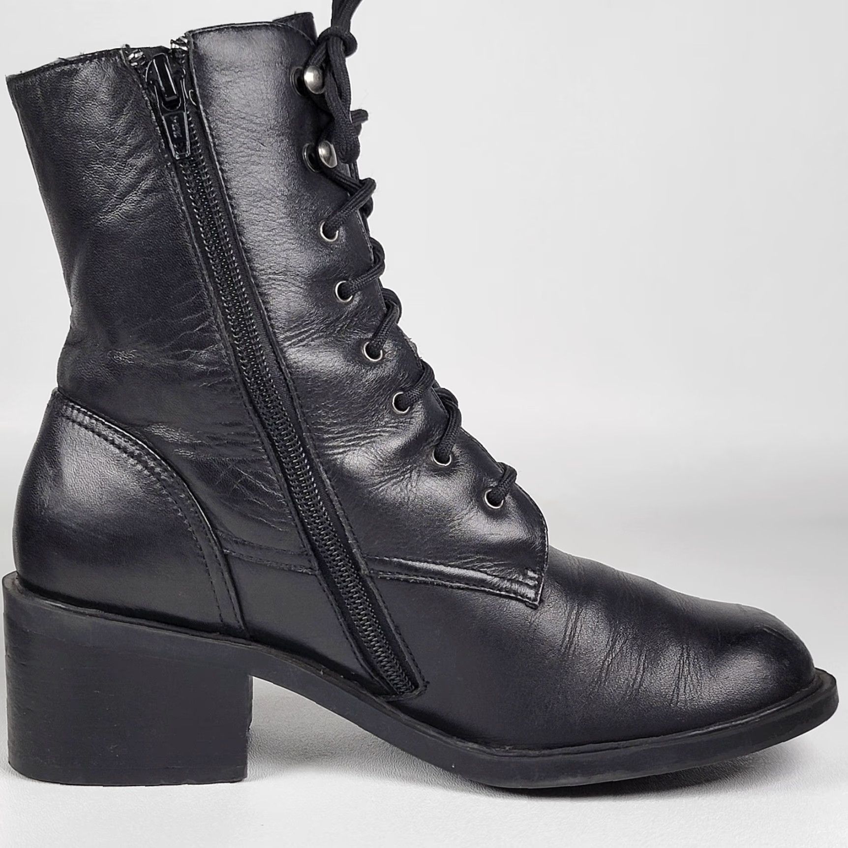 Madewell VINTAGE Madewell Partners Lace Up Granny Black Leather Riding Boots Womens Size 6.5 Size US 7 / IT 37 - 5 Thumbnail