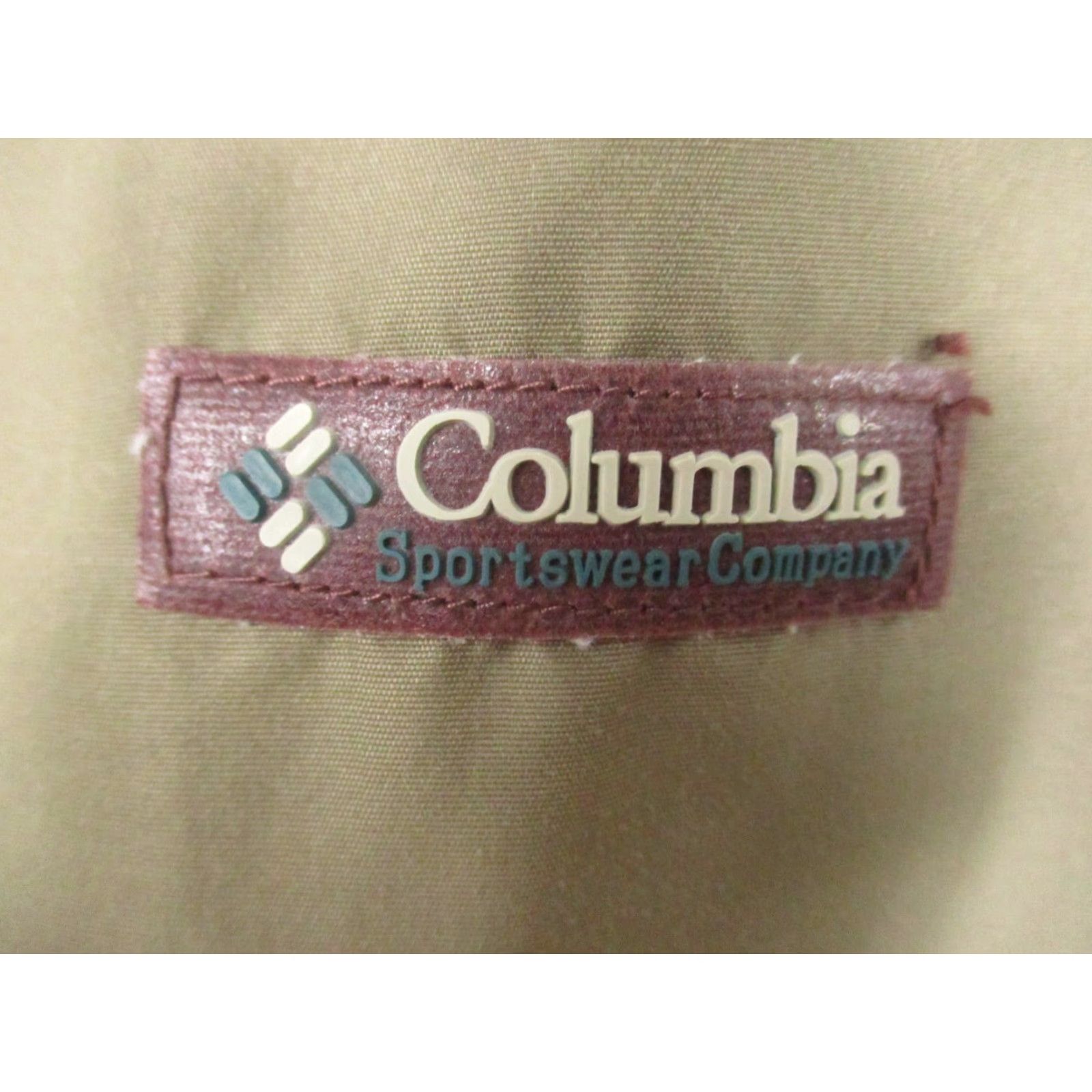 Vintage VINTAGE Columbia Jacket Beige XL Nylon Made USA Jacket Mens BOMBEr? Size US XL / EU 56 / 4 - 2 Thumbnail