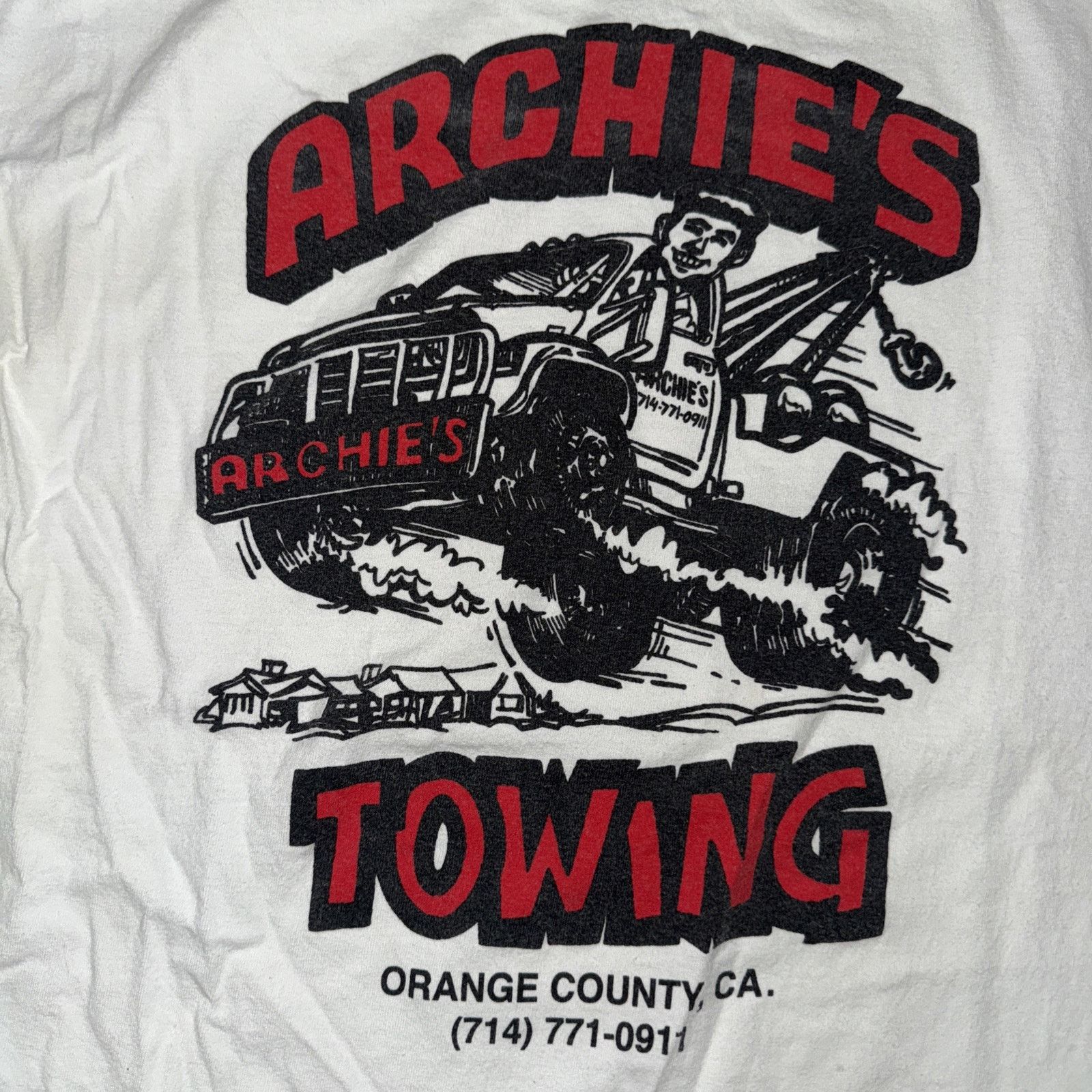 Band Tees × Vintage Vintage Archie’s Towing T-Shirt White L 21x29 Size US L / EU 52-54 / 3 - 2 Thumbnail