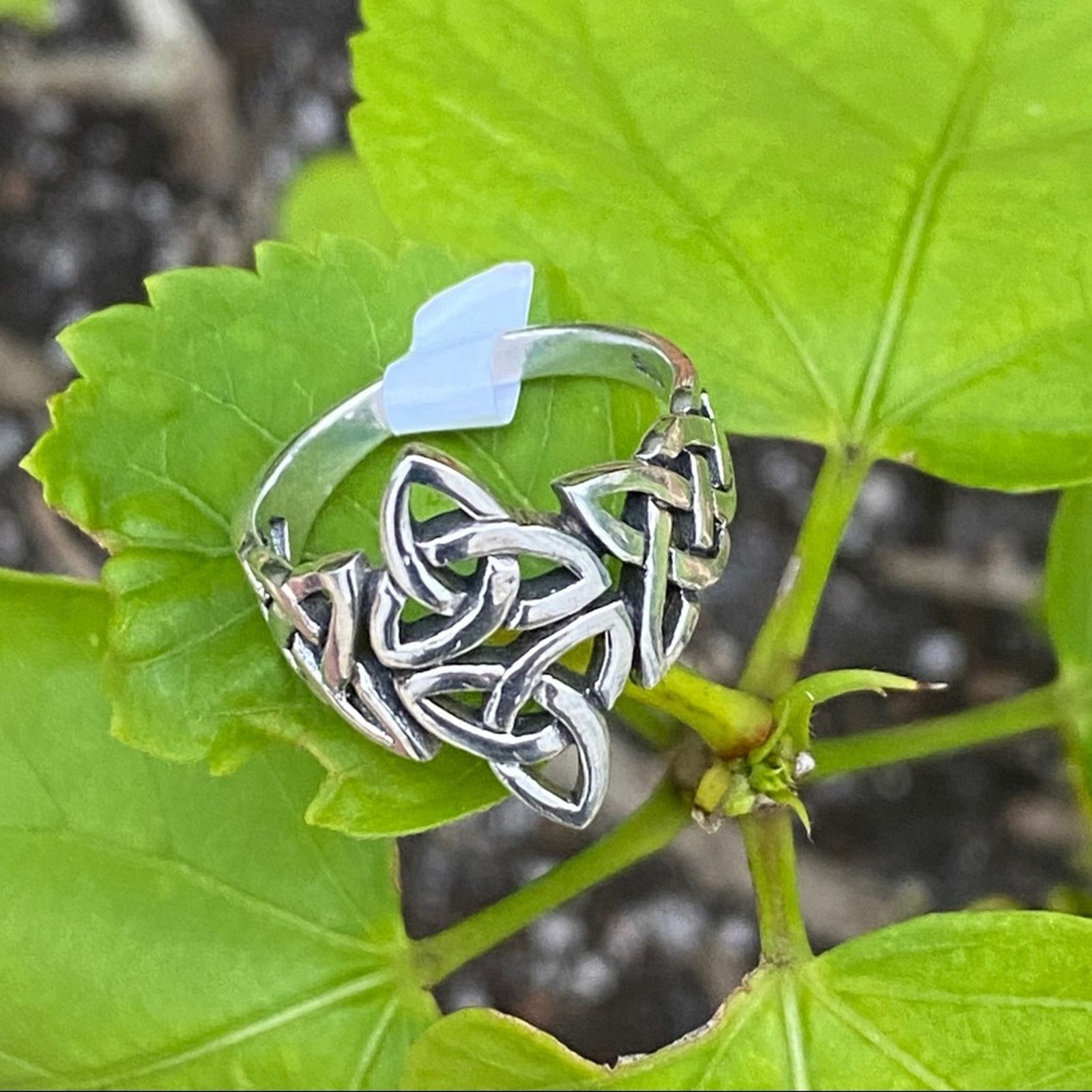 The Unbranded Brand Sterling Silver Celtic Triquetras Ring Size ONE SIZE - 5 Thumbnail