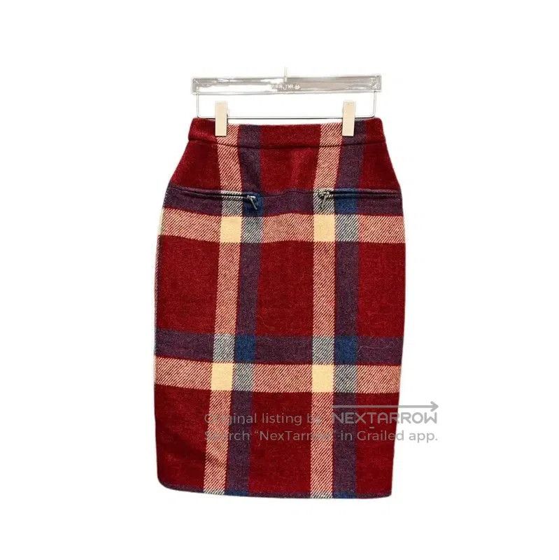 Chanel Chanel Colorblock Wool Skirt for Women . Size 22" - 1 Thumbnail