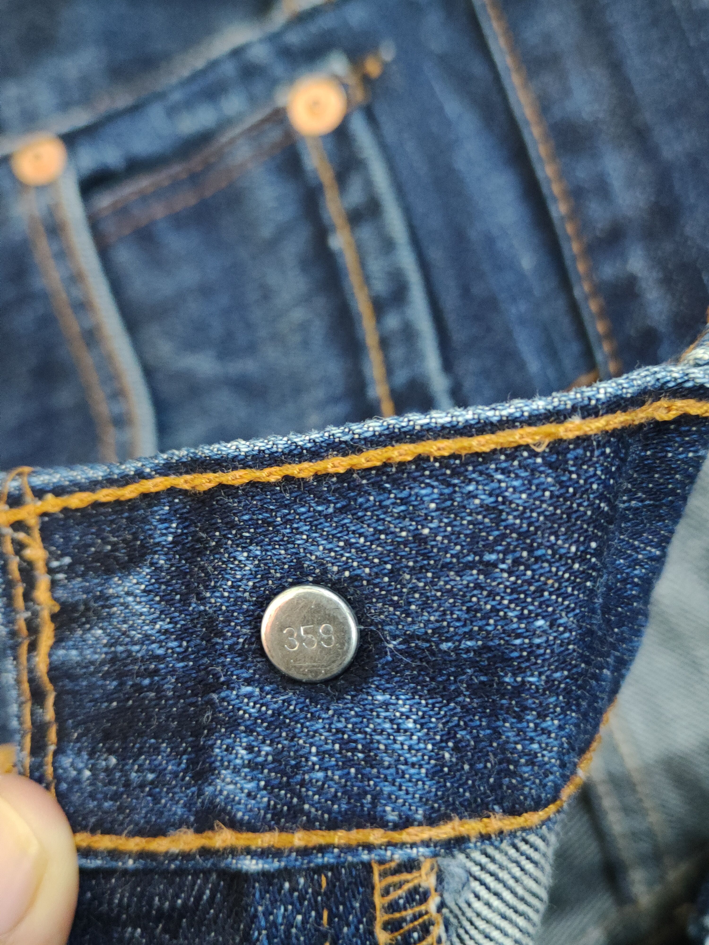 Levi's Levi's Dark Blue Distressed Ripped Jeans #S1882 Size US 31 - 16 Thumbnail