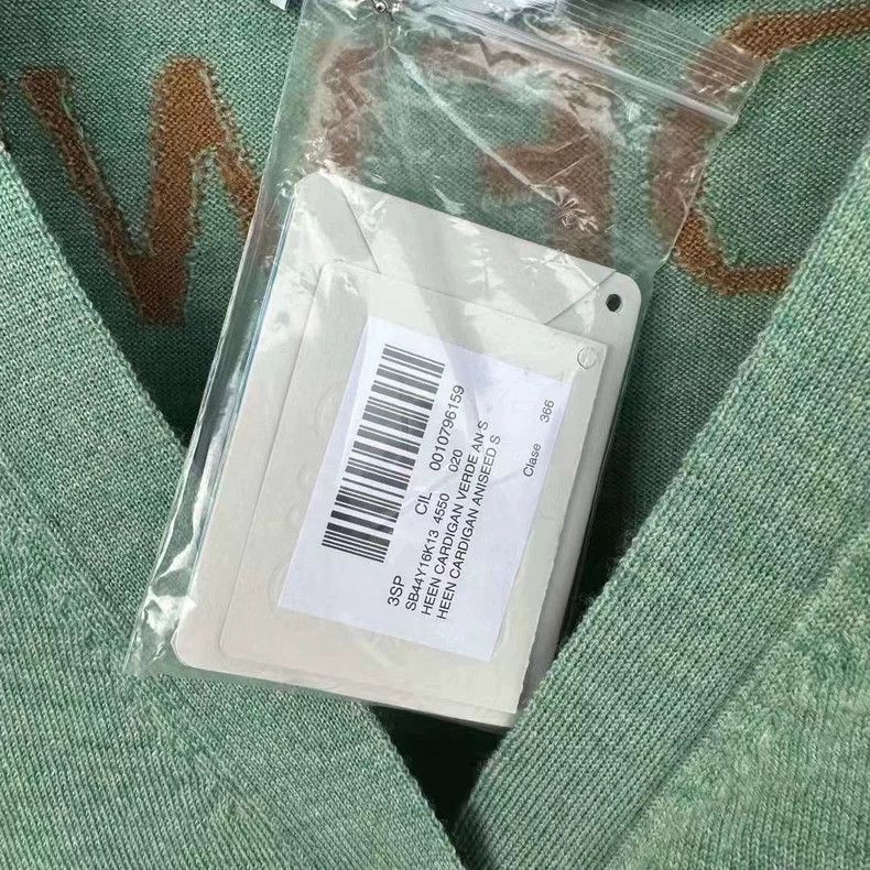 Loewe loewe Sweater with small dog logo on the back 2506-Nextarro Size US S / EU 44-46 / 1 - 3 Thumbnail