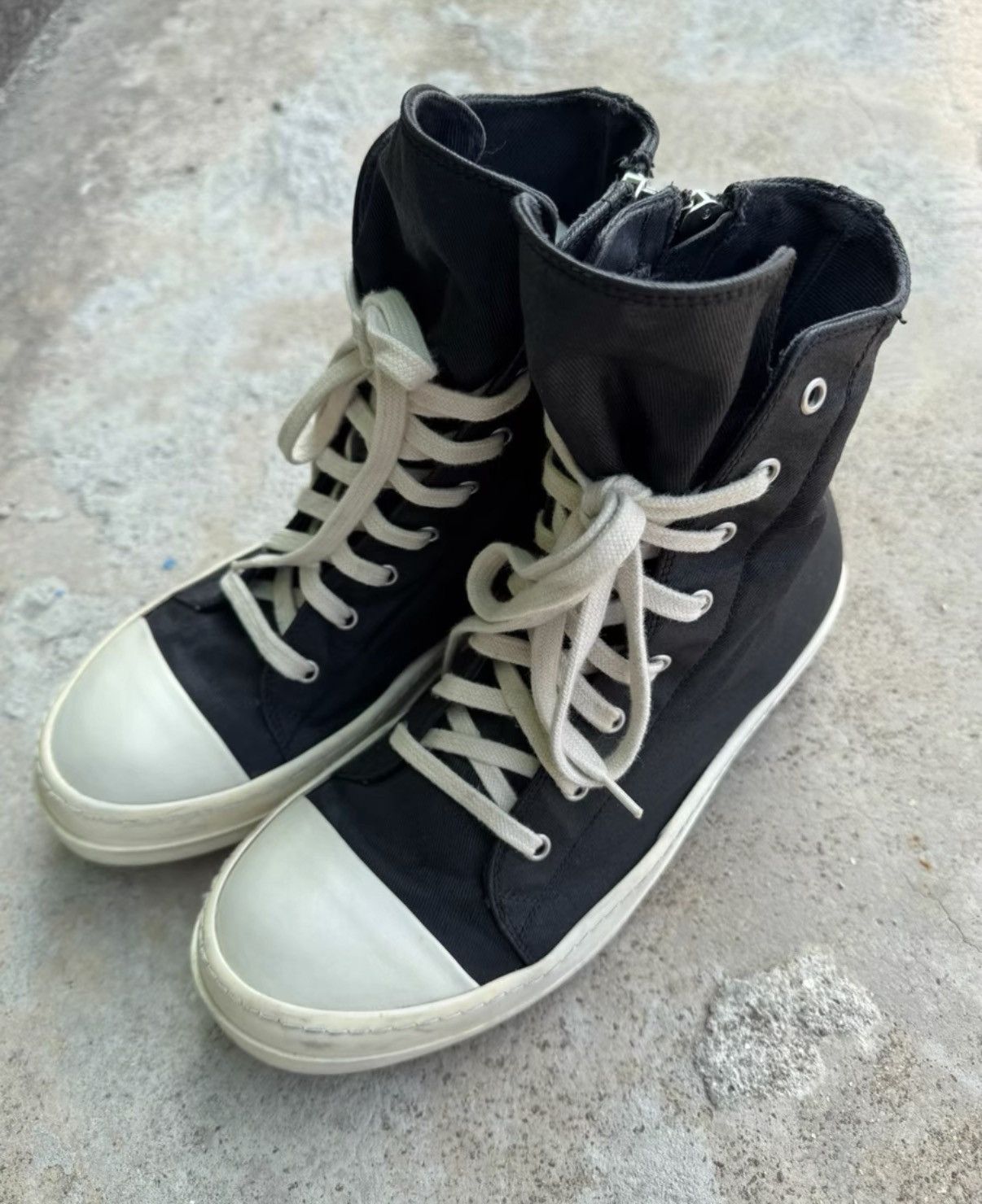 Rick Owens Rick Owens DRKSHDW Waxed Canvas High Top Sneakers K37 Size US 8 / EU 41 - 1 Thumbnail