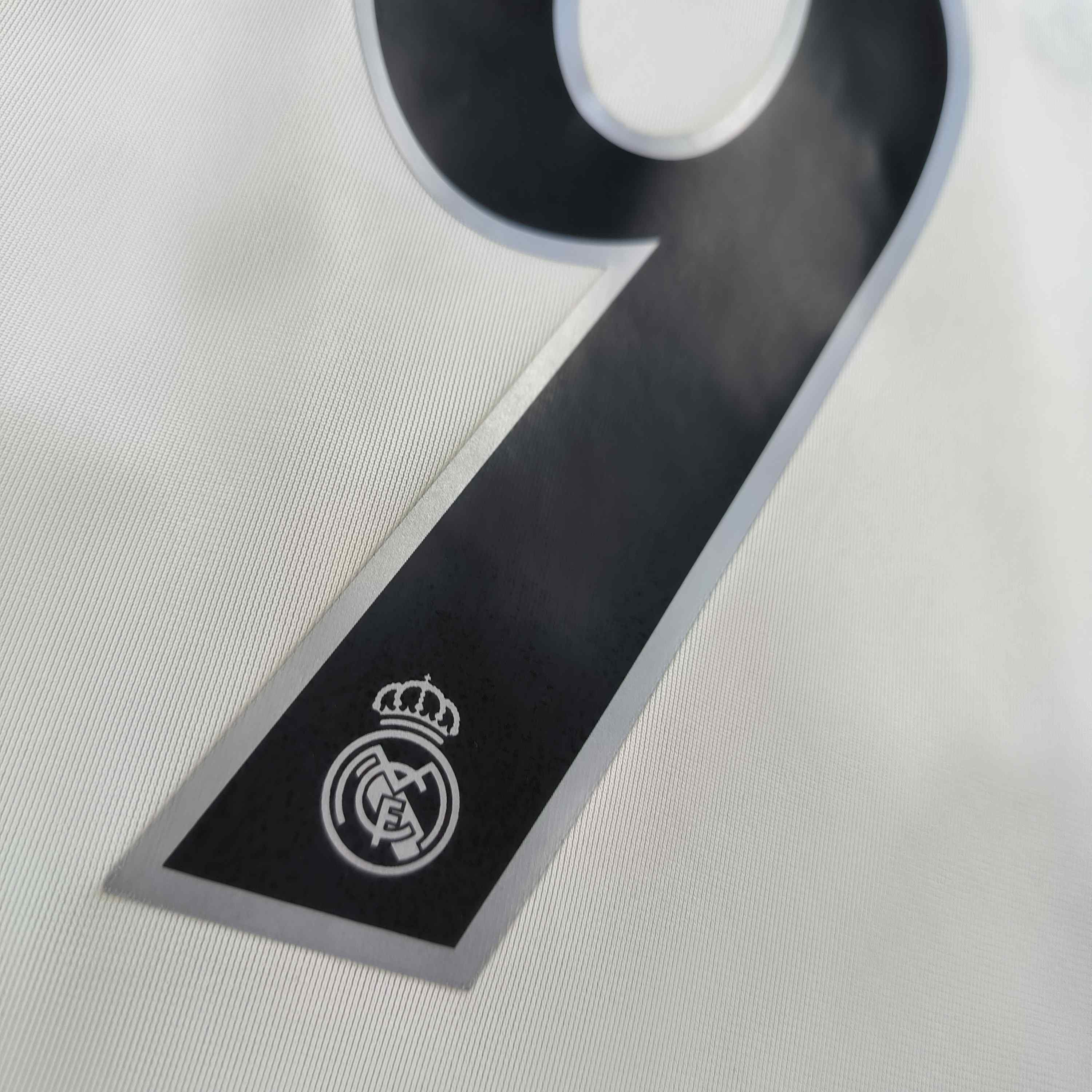 Adidas Real Madrid 2005-06 Adidas home Ronaldo football jersey XL Size US XL / EU 56 / 4 - 9 Thumbnail