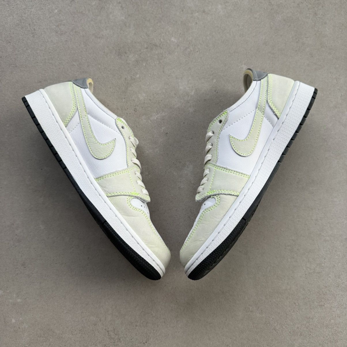 Nike Air Jordan 1 Low OG Ghost Green DM7837-103 Size US 9 / EU 42 - 2 Thumbnail