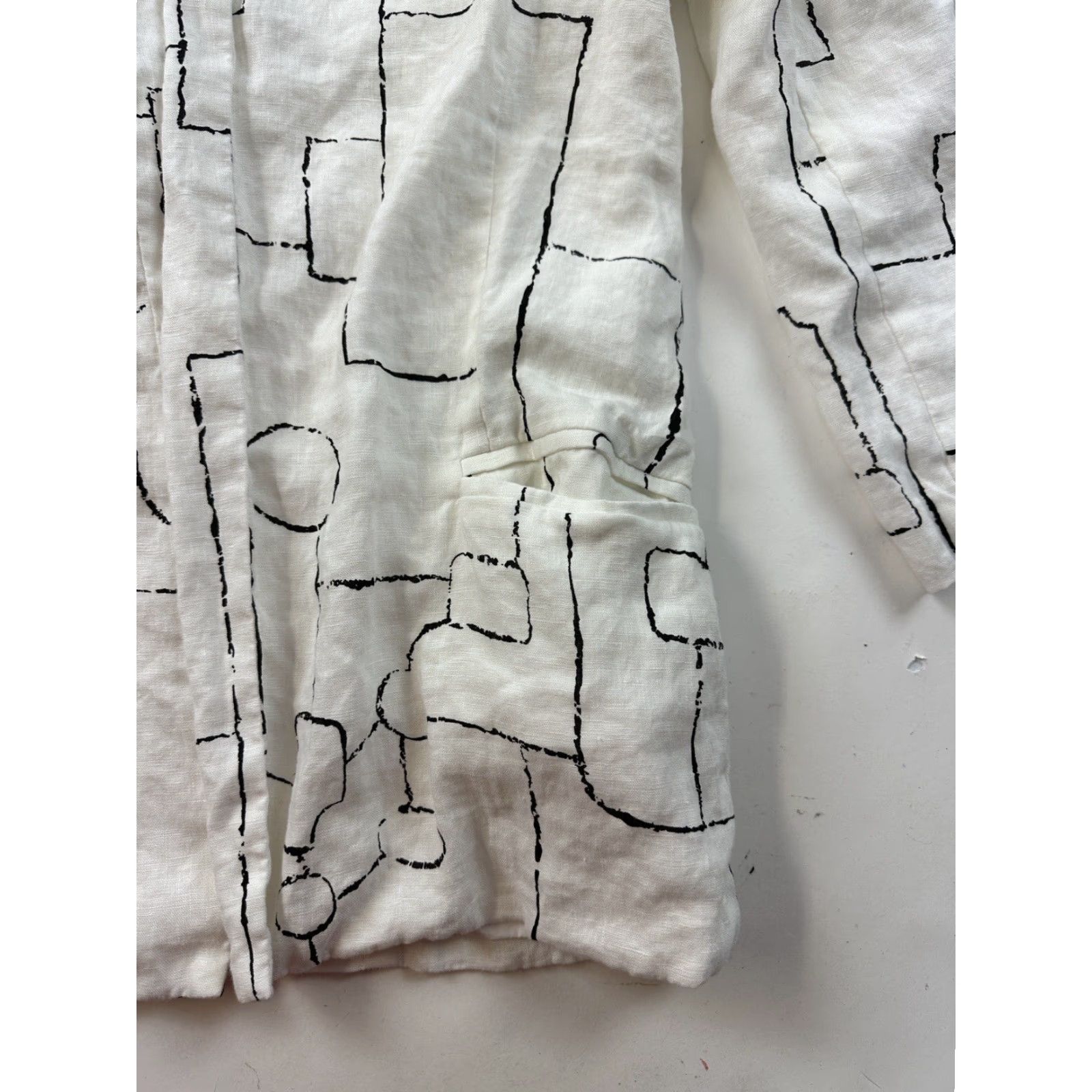 Vintage VINTAGE Buru Blazer Womens Medium White Geometric Open Jacket Size M / US 6-8 / IT 42-44 - 5 Thumbnail