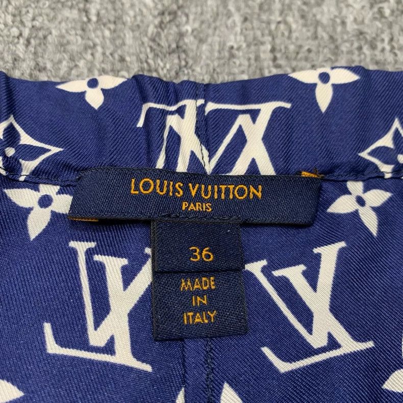Louis Vuitton Louis Vuitton Blue full print shorts Size 35" - 6 Thumbnail