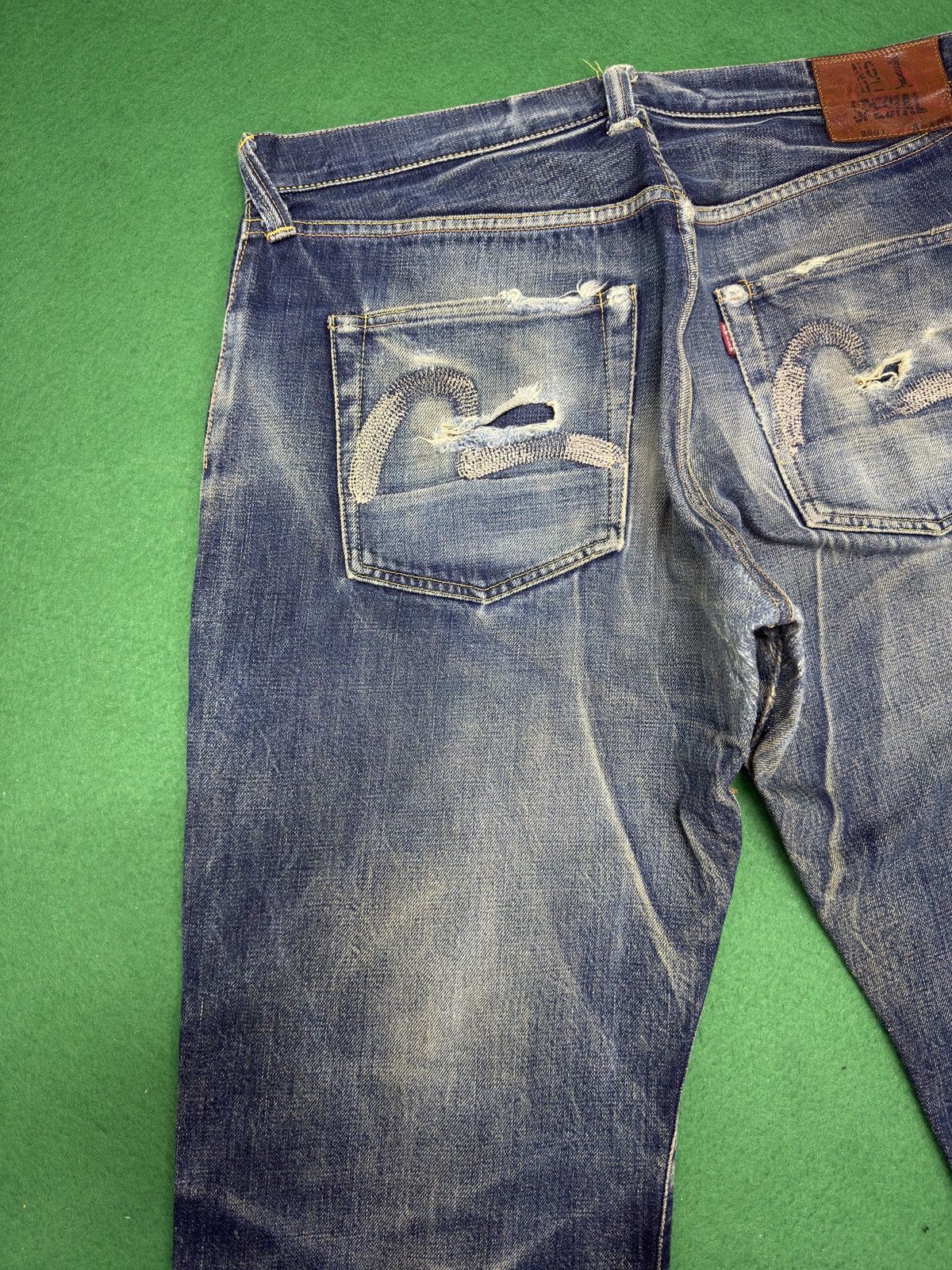 Evisu A29 Thrashed Evisu No 1 Special Distressed Mud Wash Size US 33 - 7 Thumbnail