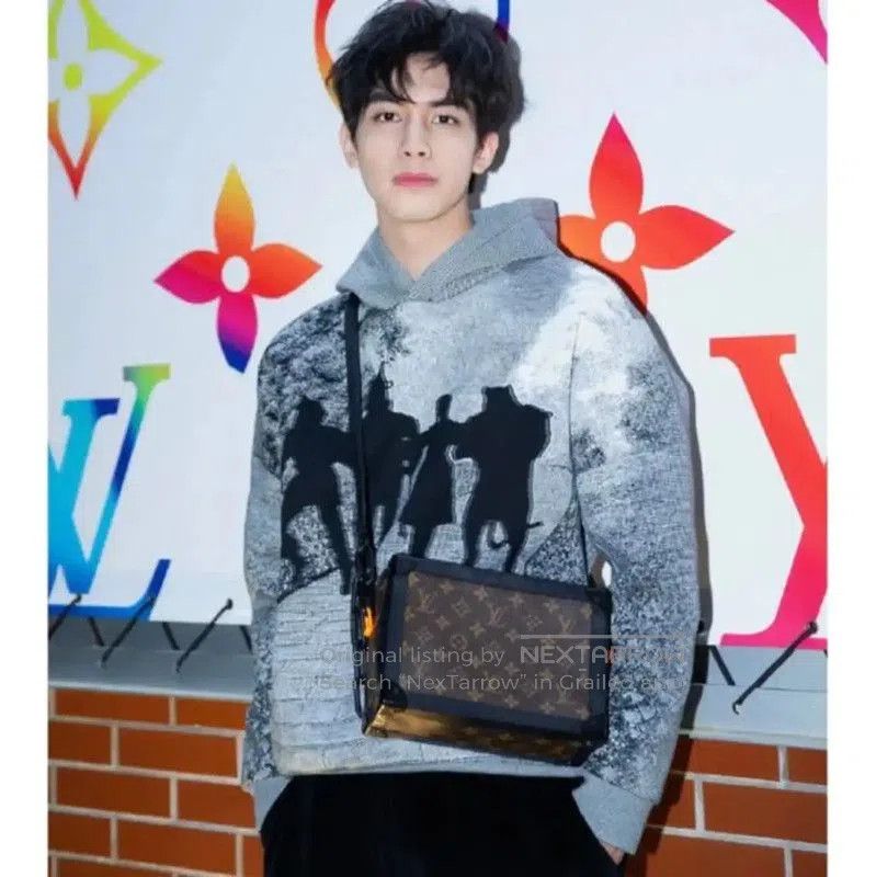 Louis Vuitton Louis Vuitton Gray Cotton Men's Hoodie . Size US S / EU 44-46 / 1 - 8 Thumbnail