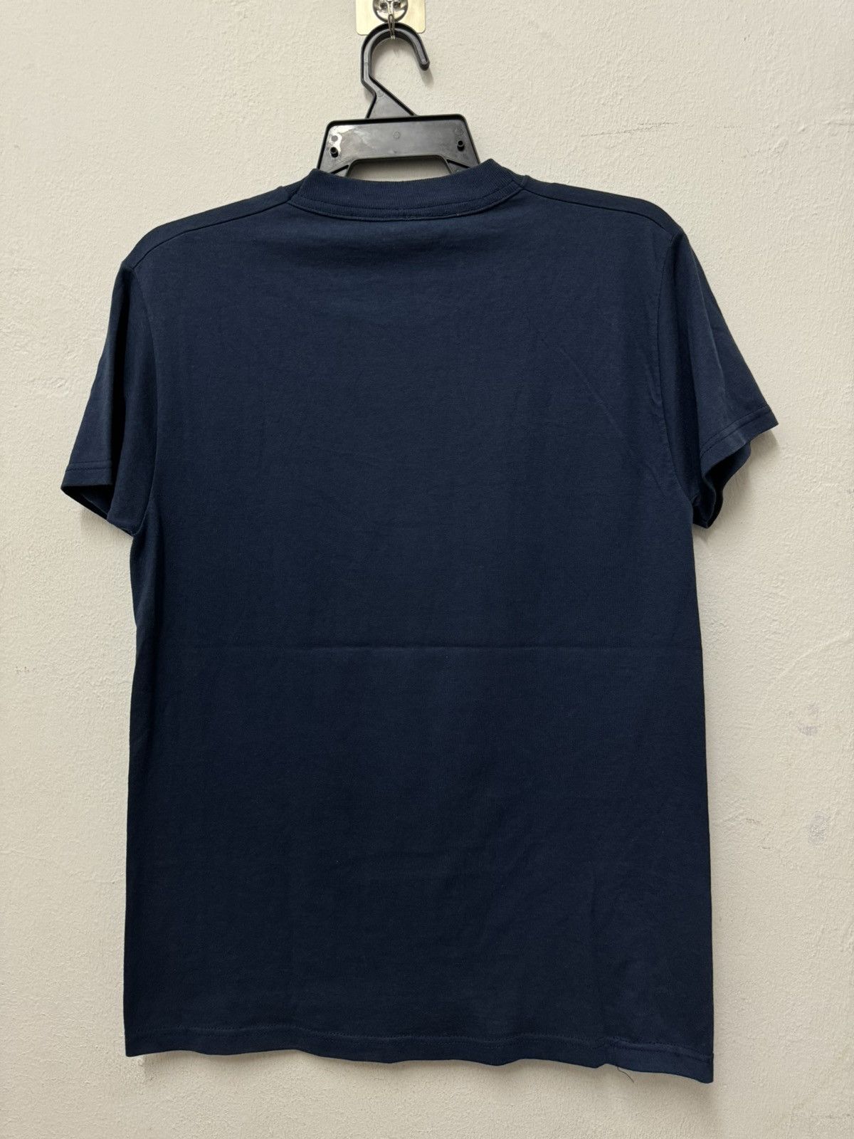 Vintage Vintage 90’s Label Streetwear Tee Size US M / EU 48-50 / 2 - 8 Thumbnail
