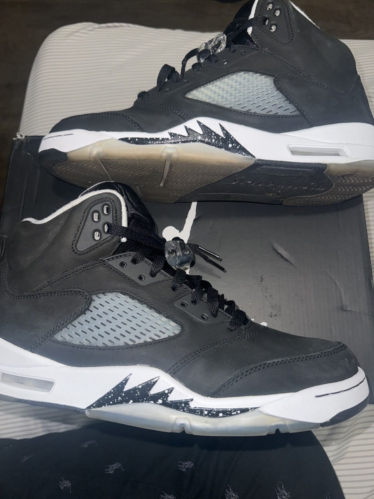 Jordan Brand Jordan 5 “Oreo” Moonlight 2021 Size US 11 / EU 44 - 2 Thumbnail