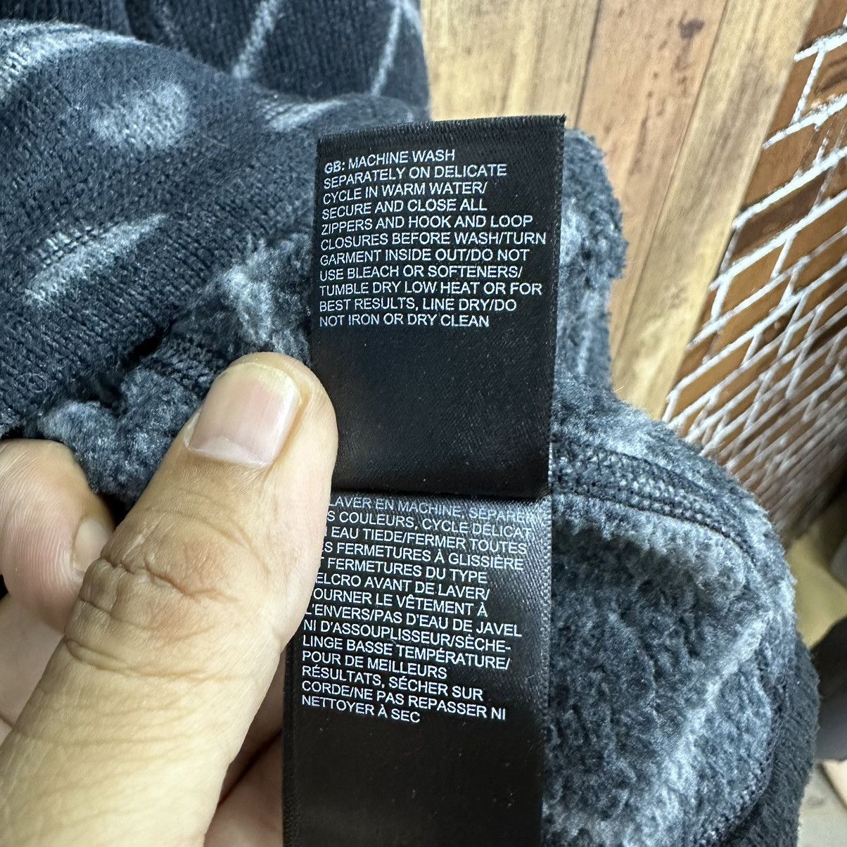 The North Face The North Face Half Zipper Navajo Style Z115 Size US L / EU 52-54 / 3 - 8 Thumbnail