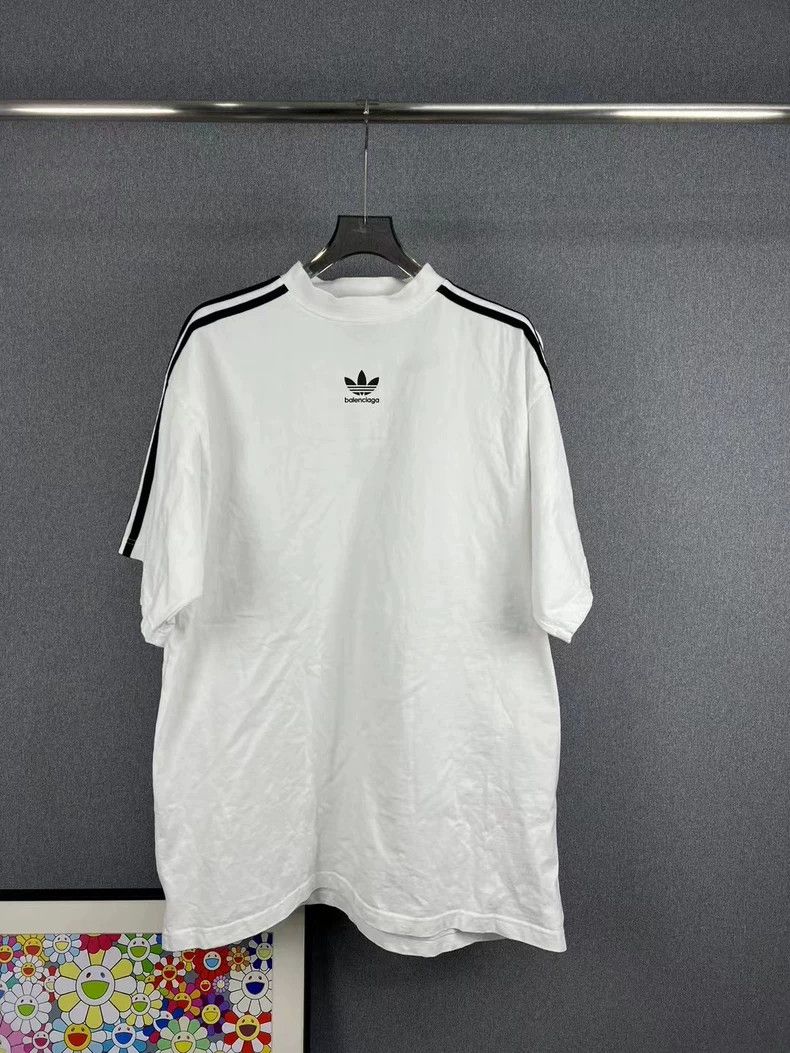 Balenciaga Balenciaga ADIDAS Clover Co-branded Short Sleeves 2503-Next Size US L / EU 52-54 / 3 - 1 Thumbnail