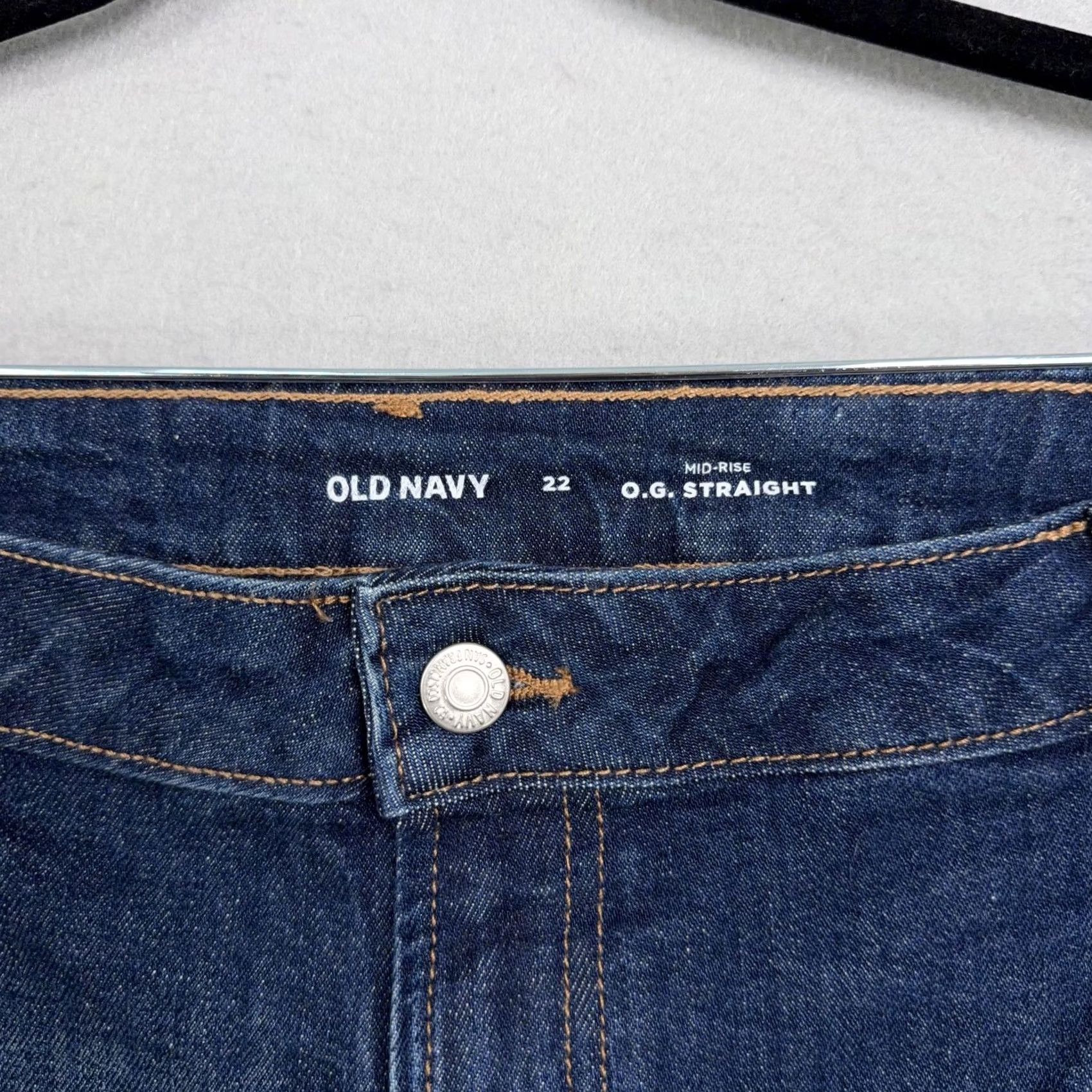 Old Navy Old Navy O.G. Straight Jeans Womens Plus 22 Med Wash Mid Rise Stretch Denim Size 40" / US 18 - 3 Thumbnail