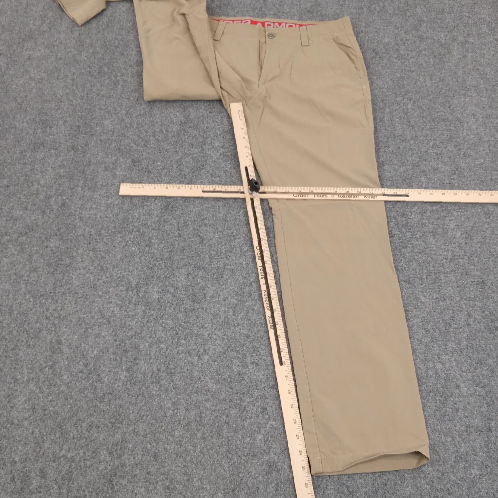 Under Armour Under Armour Chino Pants Mens Beige Flat Front Straight Leg 34x31 Size US 34 / EU 50 - 2 Thumbnail