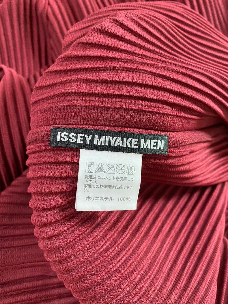 Issey Miyake issey miyake Burgundy top 2506-Nextarrow Size US M / EU 48-50 / 2 - 8 Thumbnail