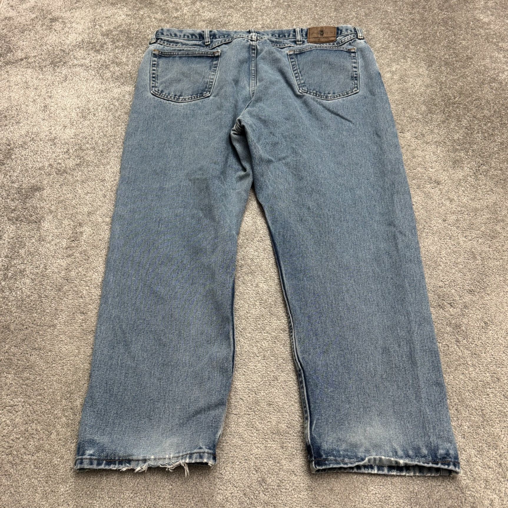 Wrangler Wrangler Jeans Mens 44x30 Blue Relaxed Fit Straight Leg Denim Cotton Medium Wash Size US 43 - 2 Thumbnail