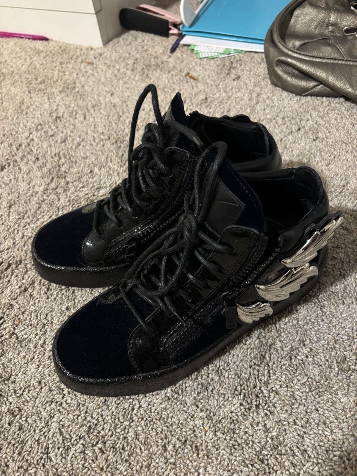Giuseppe Zanotti Giuseppe Zanotti Veronica Velvet Sneakers Size US 9 / IT 39 - 1 Thumbnail