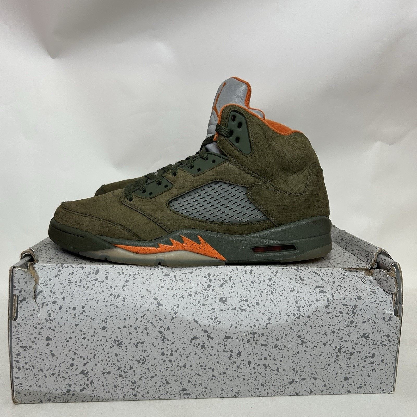Jordan Brand Nike Air Jordan 5 Retro OG “Olive/Green Orange Grey” Size US 13 / EU 46 - 6 Thumbnail
