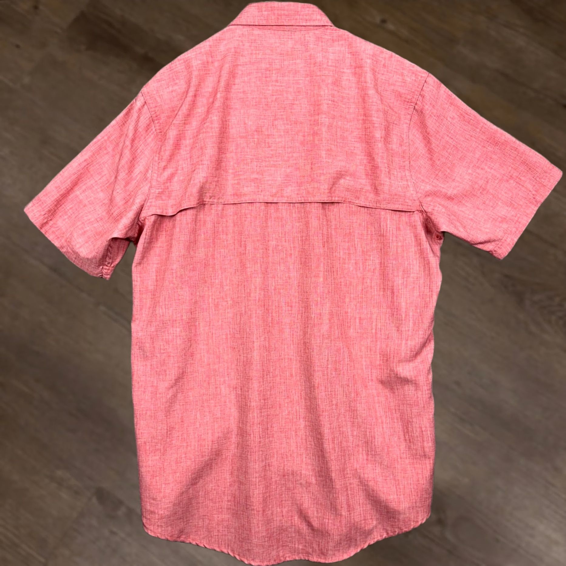 Izod IZOD Saltwater Button-Up Shirt Mens LT Coral Short Sleeve Breathers Quick Dry Vented Back Chest Pockets Casual Travel Size US L / EU 52-54 / 3 - 1 Thumbnail