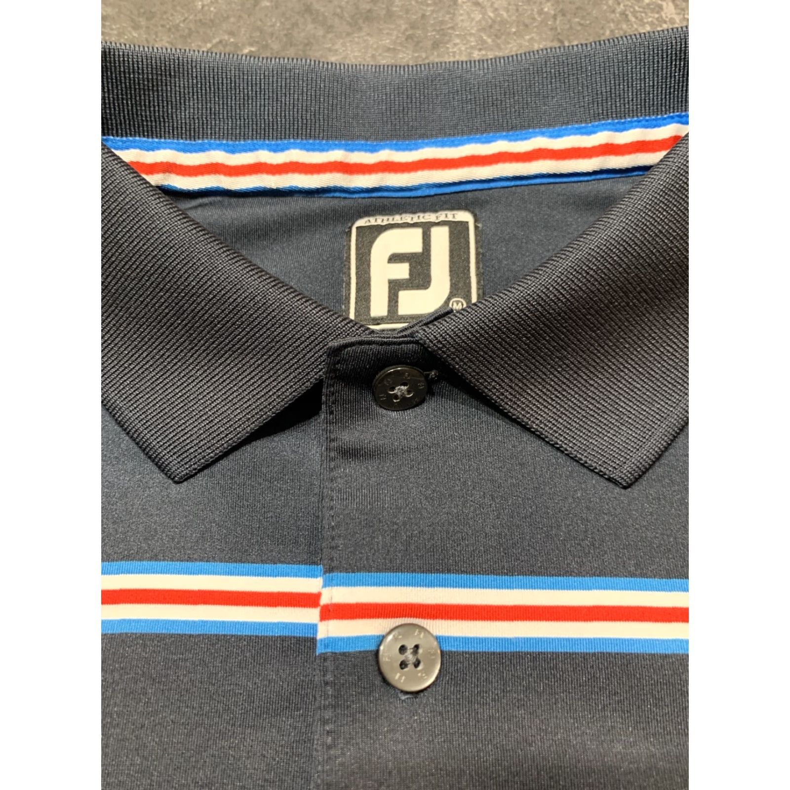 Footjoy VINTAGE FootJoy Men Polo Shirt Short Sleeve M Navy Blue Striped Country Club Logo Size US M / EU 48-50 / 2 - 5 Thumbnail