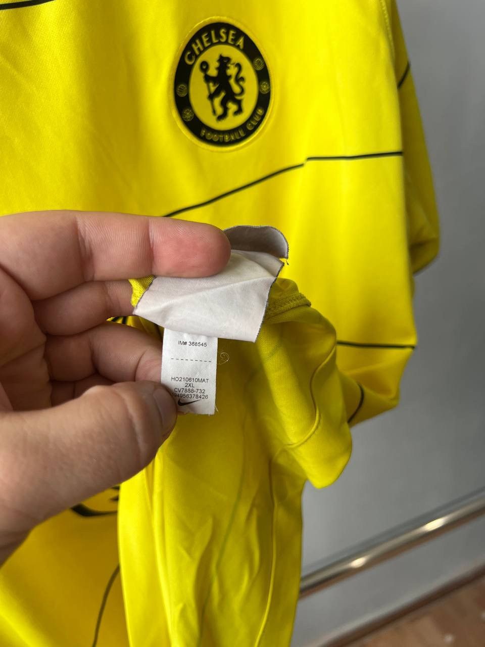 Nike 2021/22 CHELSEA AWAY SOCCER JERSEY FOOTBALL SHIRT SIZE XXL Size US XXL / EU 58 / 5 - 16 Thumbnail