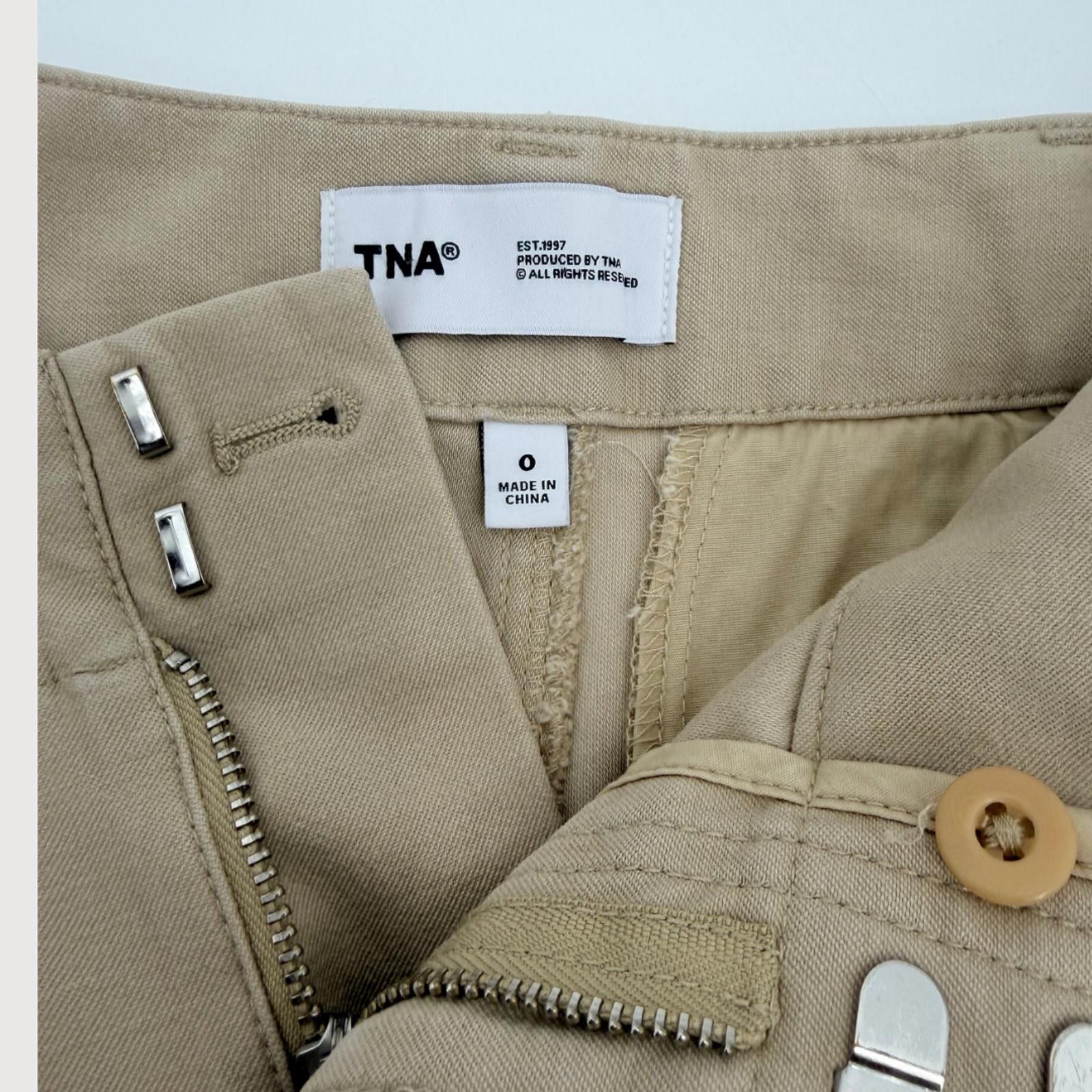 Other Aritzia TNA Picture Cargo Pants High Rise Khaki 0 Size 25" / US 0 / IT 36 - 4 Thumbnail