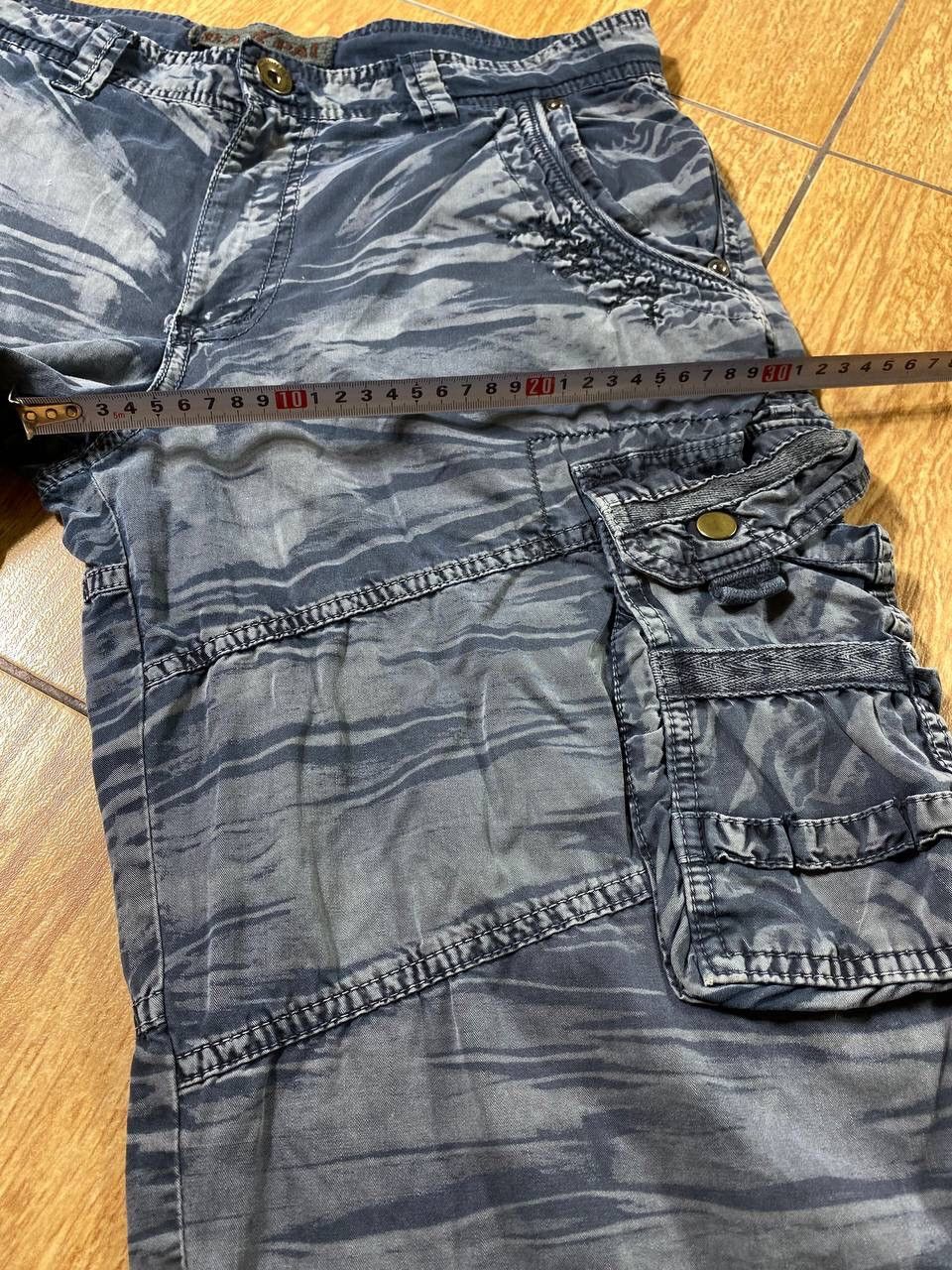 Other Rare CARGO MILITARY CAMO SHORTS 90s Y2K multipocked Size US 32 / EU 48 - 12 Thumbnail
