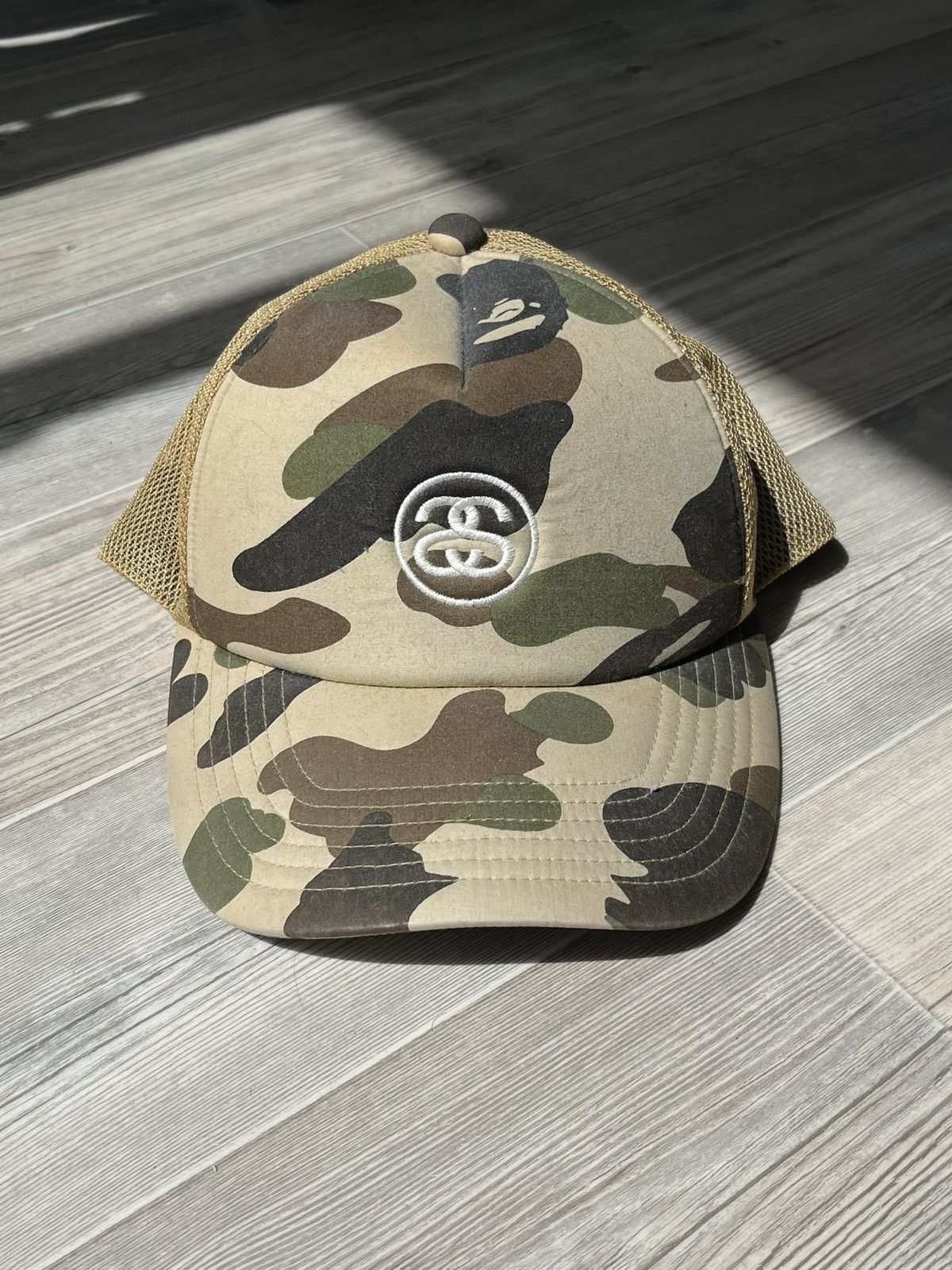 Bape × Stussy Stussy x Bape Camo Trucker Hat Size ONE SIZE - 1 Thumbnail