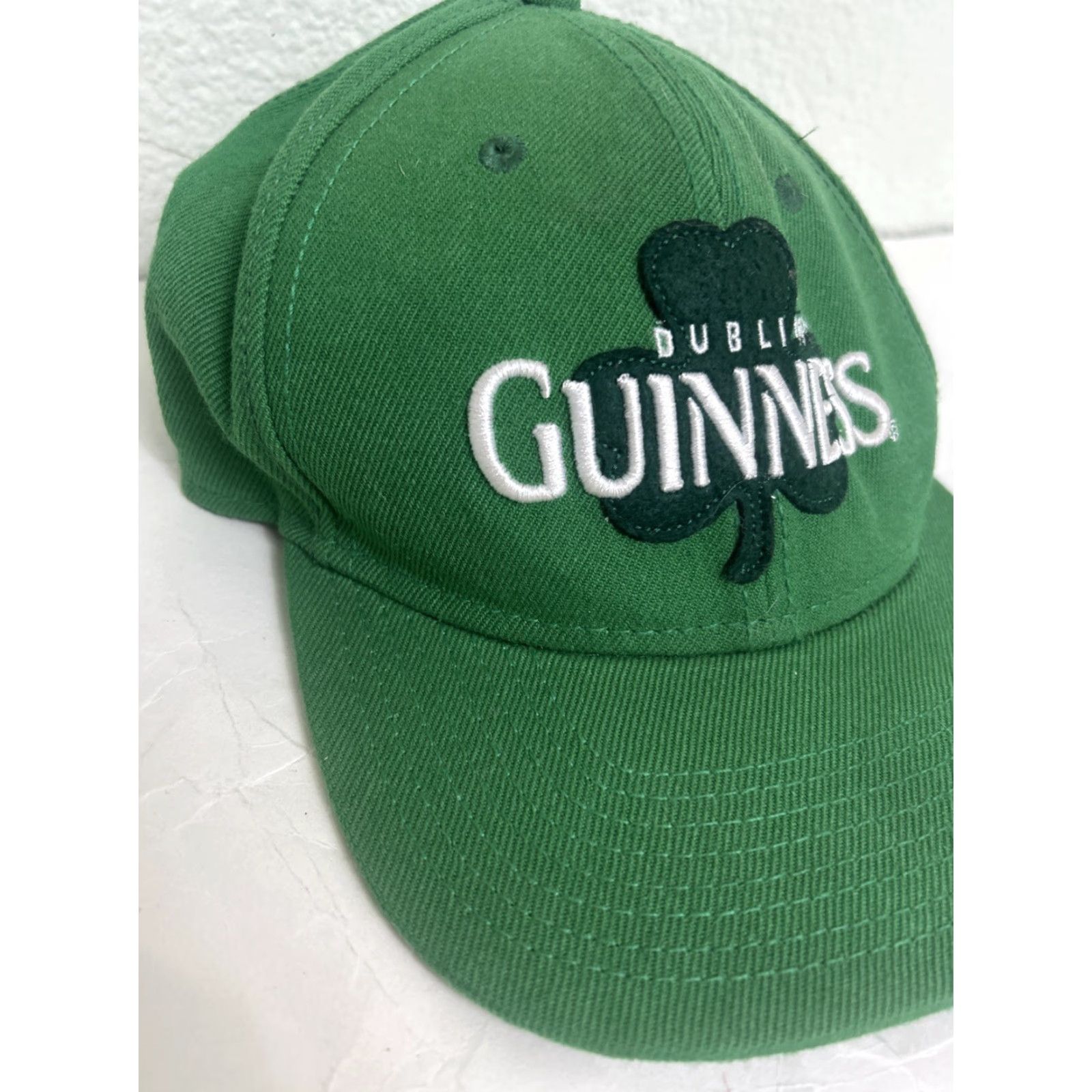 Vintage VINTAGE Dublin Guinness Snapback Hat Green One Size Adjustable Embroidered Size ONE SIZE - 2 Thumbnail