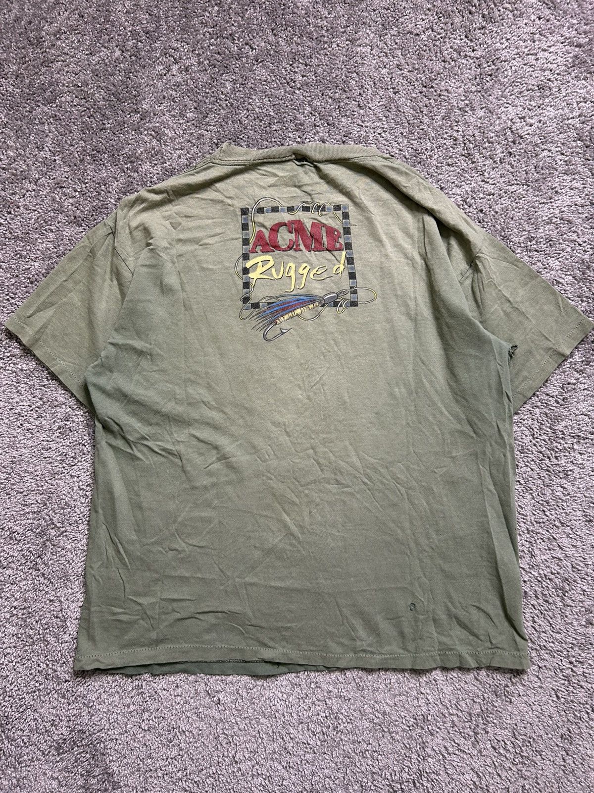 Vintage Vintage 90s Looney Tunes Daffy Duck Thrashed Tee ACME 1994 Size US L / EU 52-54 / 3 - 7 Thumbnail