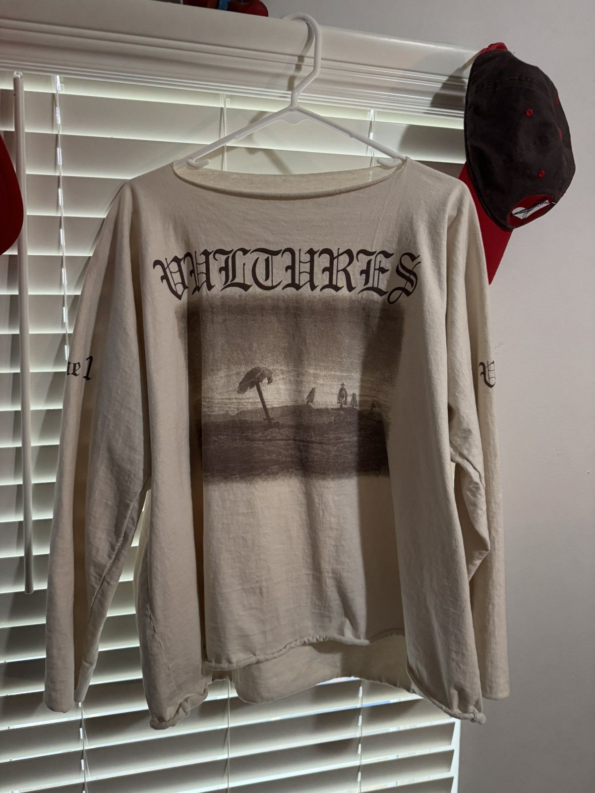 Kanye West Vultres Long Sleeve Shirt Size US M / EU 48-50 / 2 - 3 Thumbnail