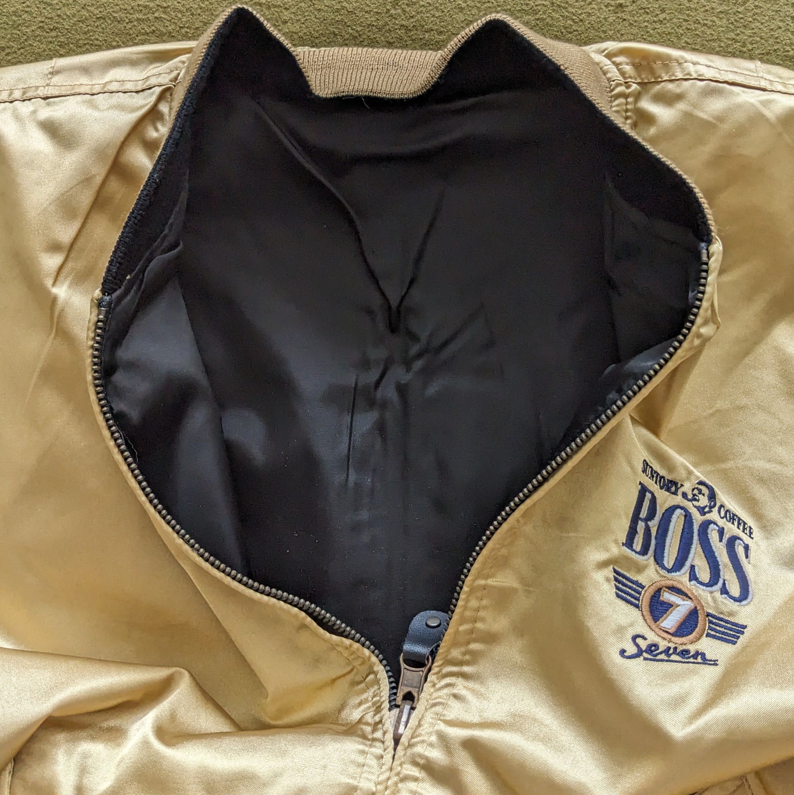 Other Vintage SUNTORY COFFEE BOSS Bomber Jacket Size US L / EU 52-54 / 3 - 9 Thumbnail
