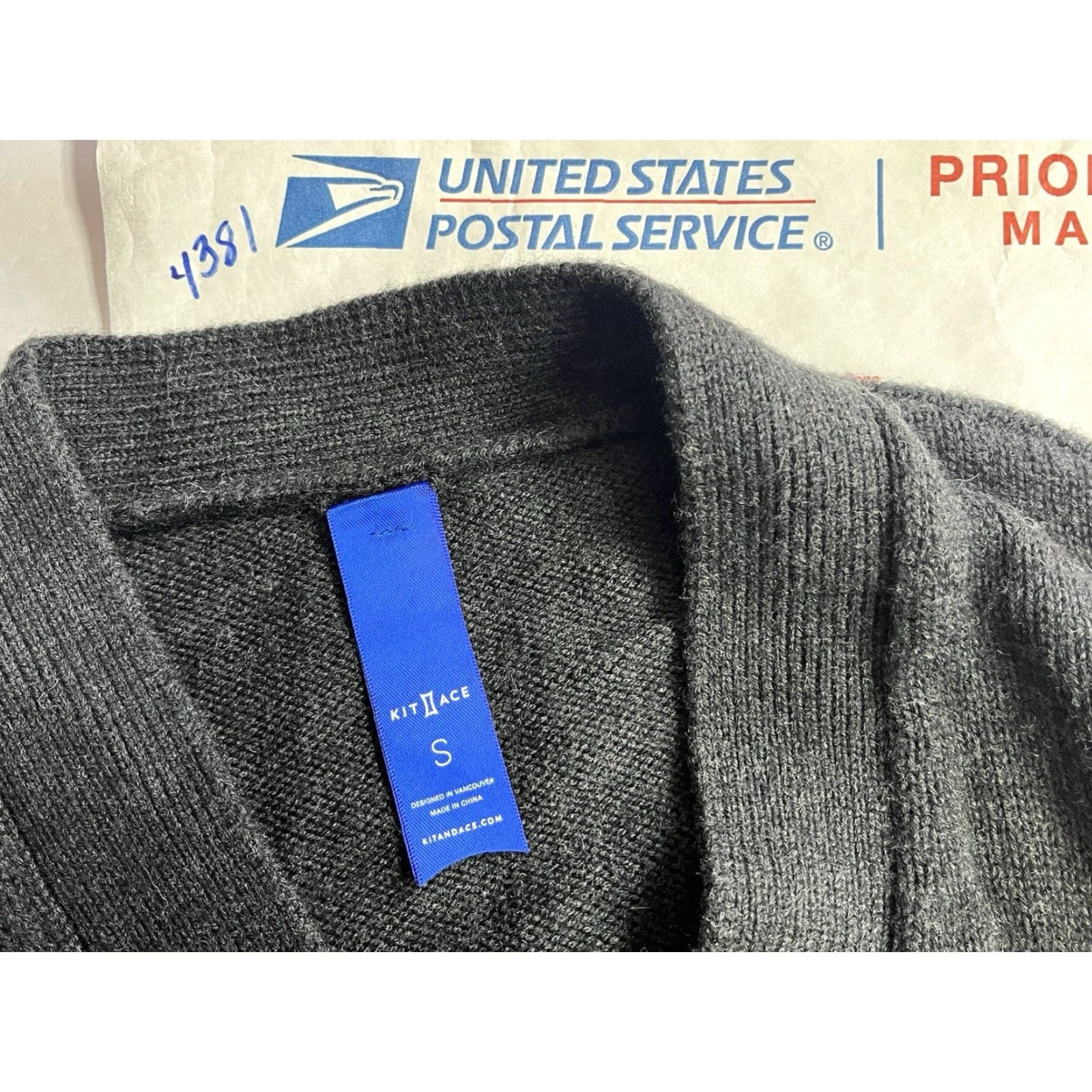 Vintage Kit and Ace Dress Merino Wool V-Neck Long Sleeve Midi Black Women's Small Size S / US 4 / IT 40 - 8 Thumbnail