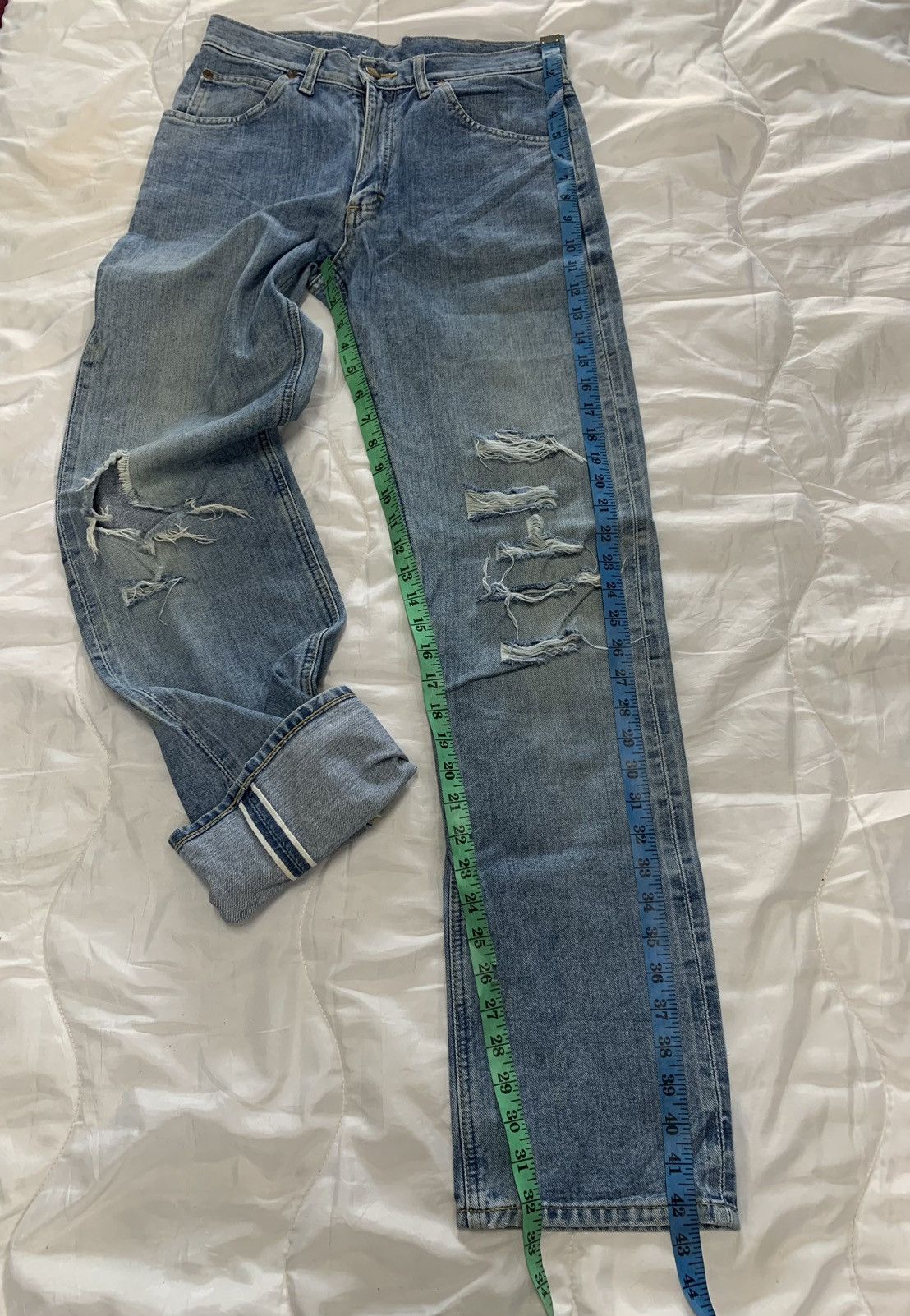Lee DISTRESSED LEE RIDER LEF HAND SELVEDGE. Size US 30 / EU 46 - 12 Thumbnail