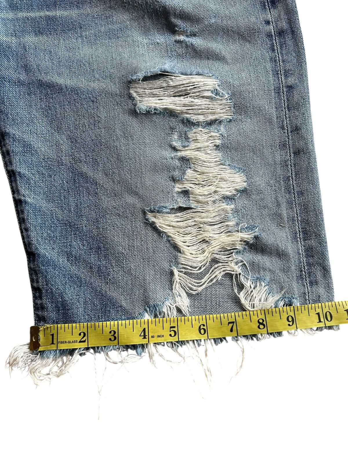 Levi's Vintage Levis Big E Selvedge Buckle Back Distressed Denim Size US 33 - 22 Thumbnail